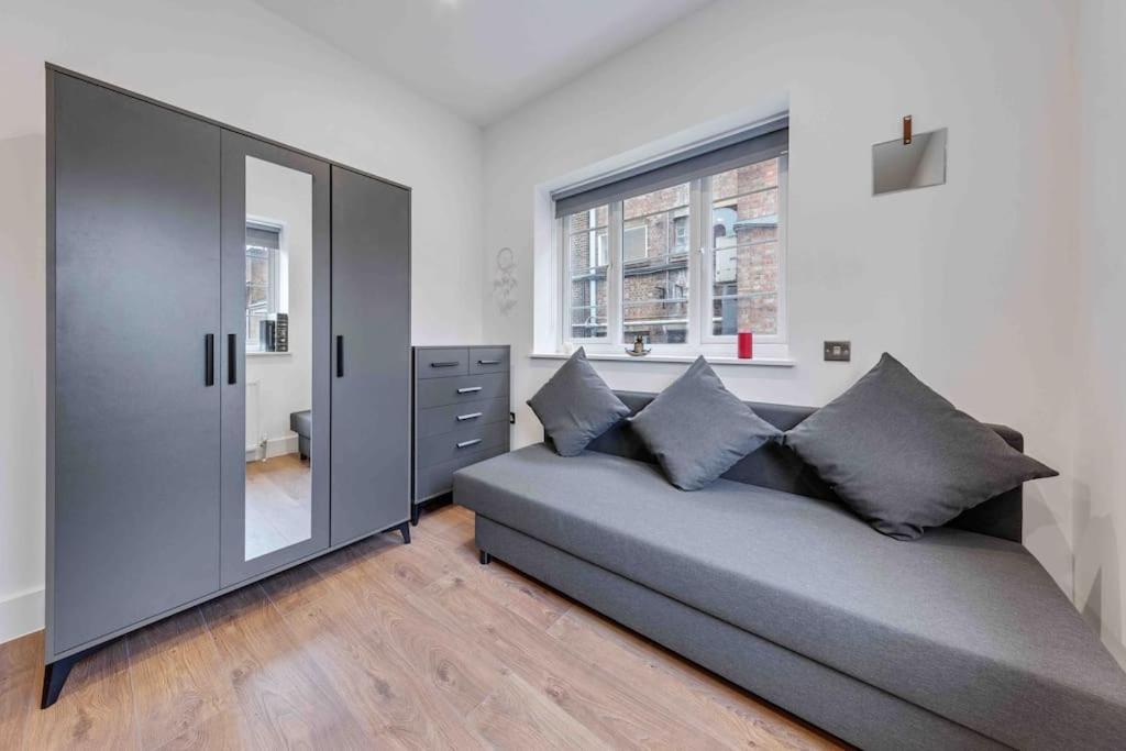 Holiday Home Sleep 8 Central london 9elms