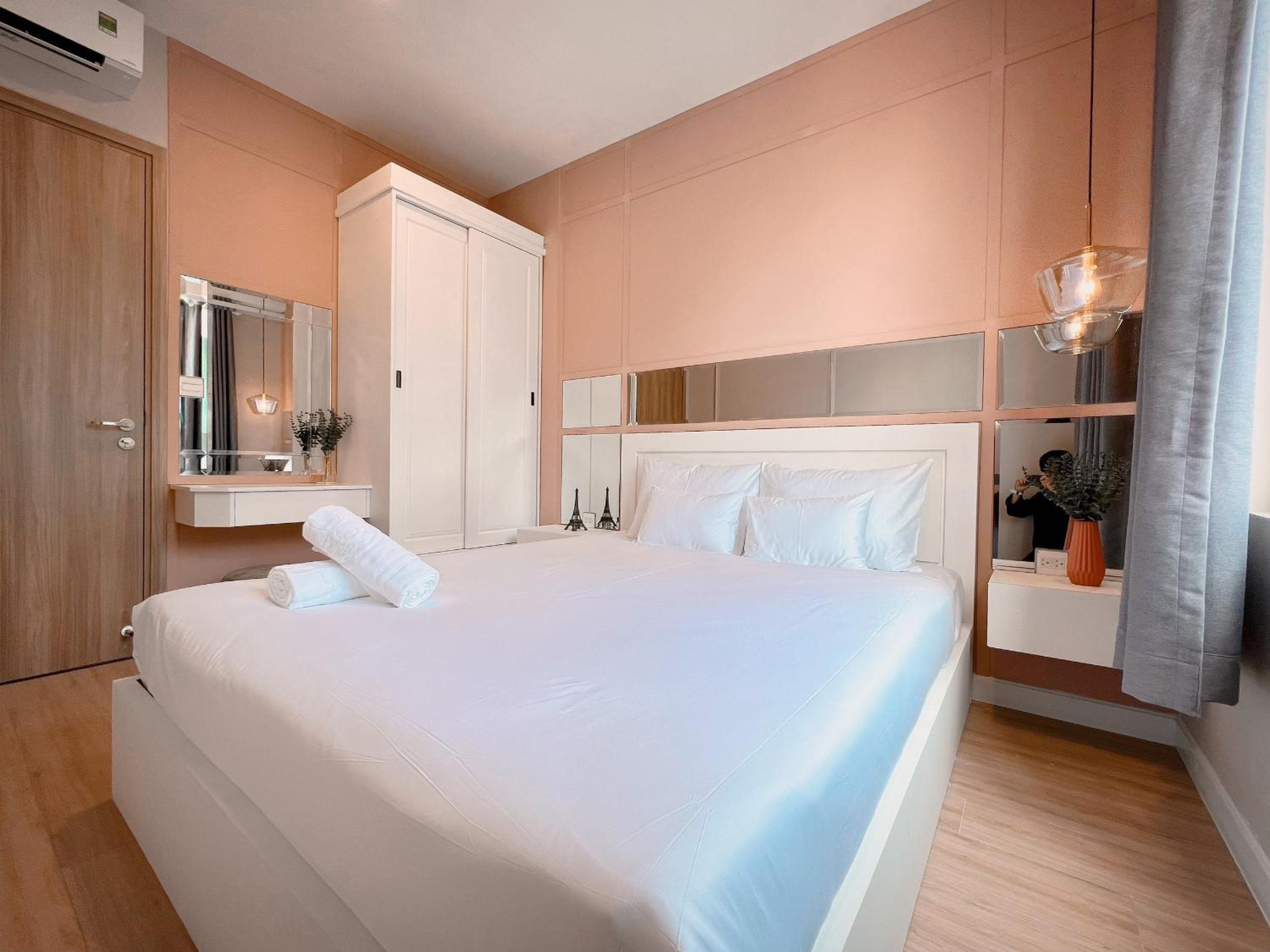 Yu Stay Lux and Cozy 2Bedrs in Soho Residence near Bui Vien walking street