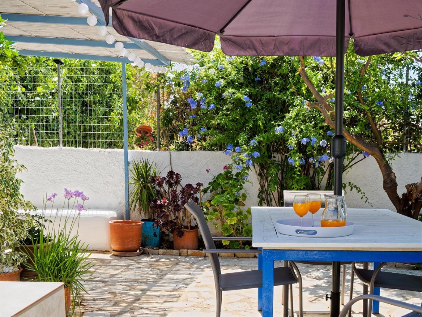 Summer Garden Studio - village location