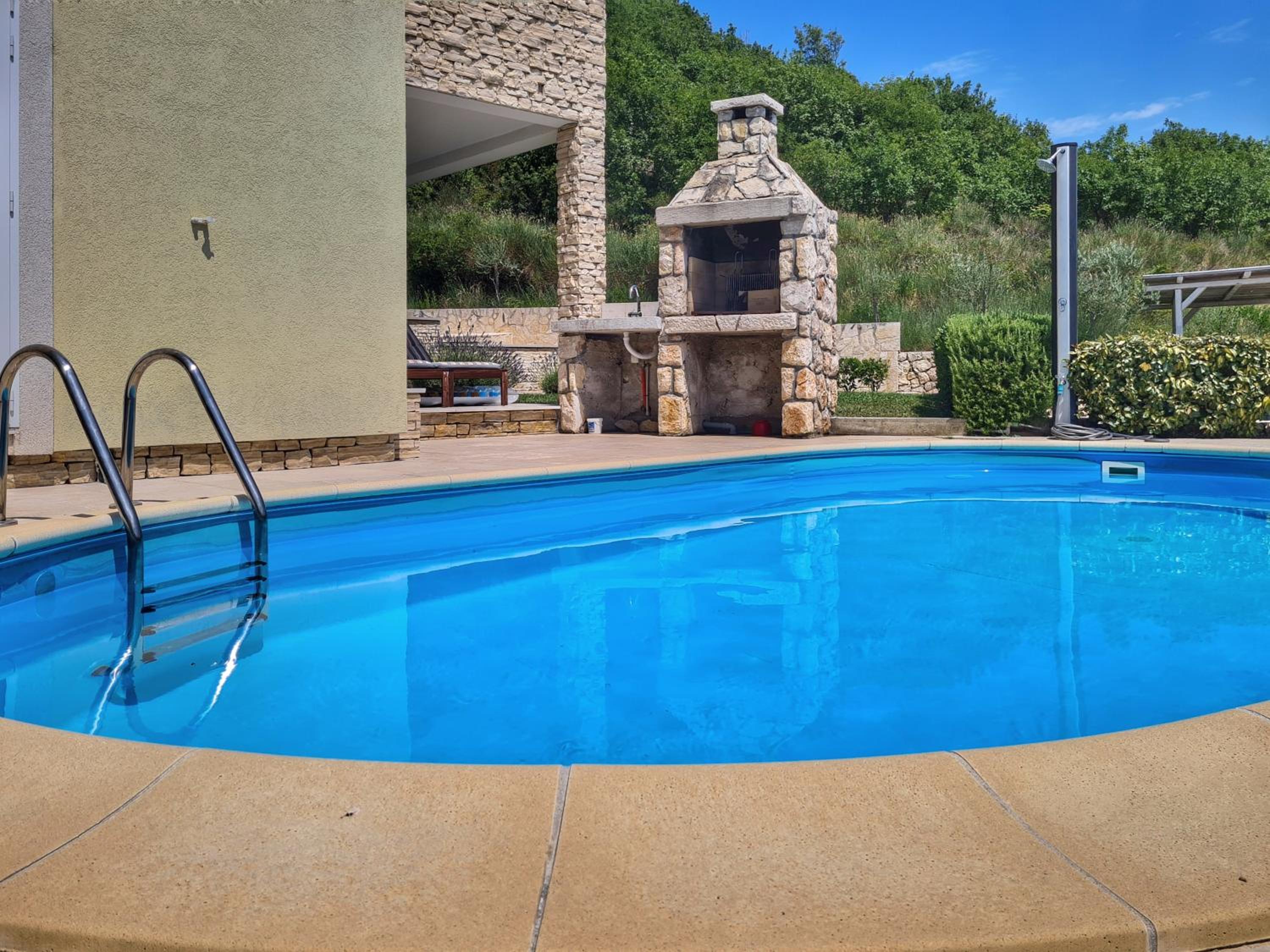 Ferienhaus mit Meerblick & Pool in Baška - Villa-Planina view 2