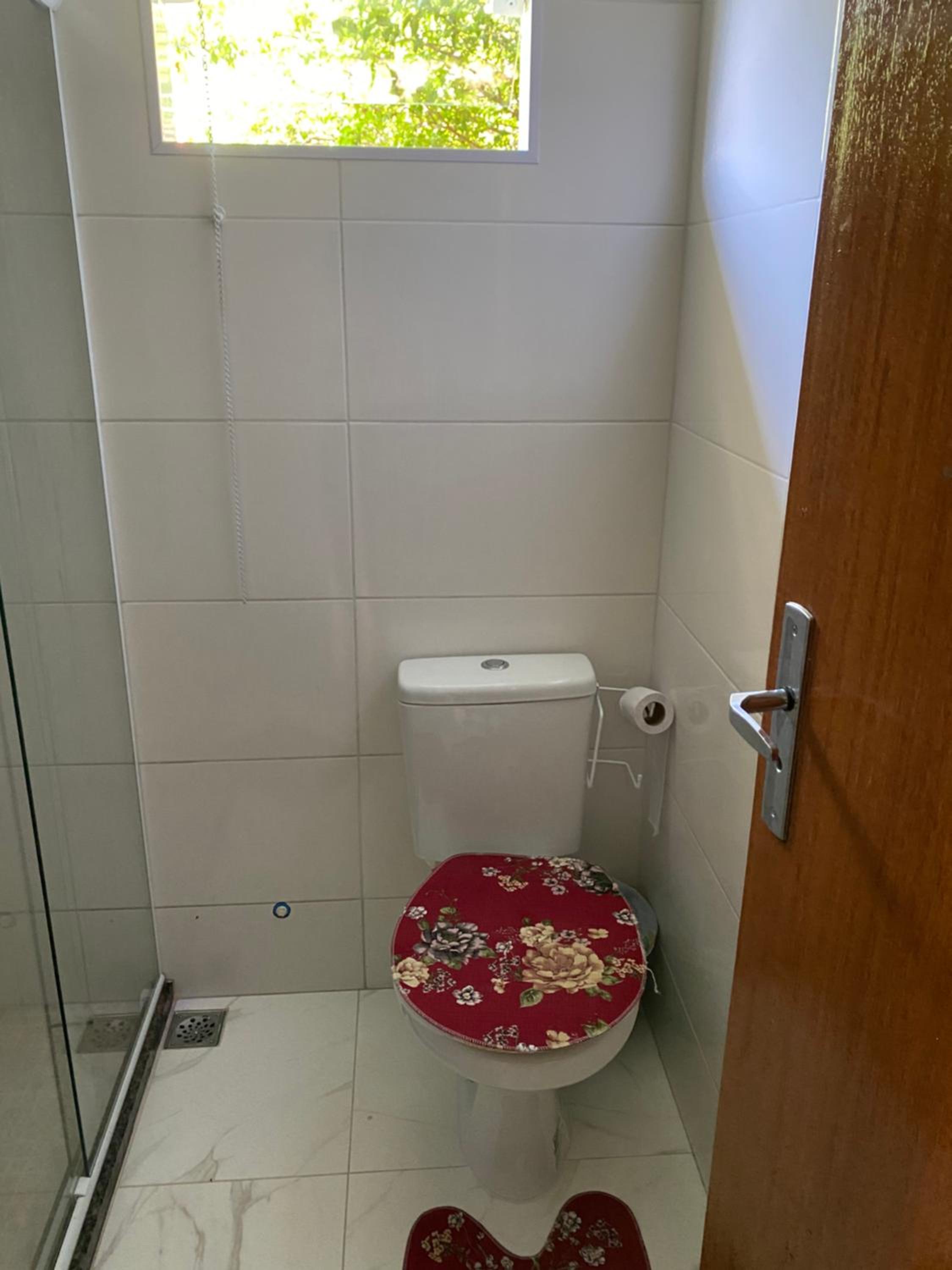 Casa CENTRO com Estacionamento-500m da rua do lazer, ideal p casais ou até 4 pessoas