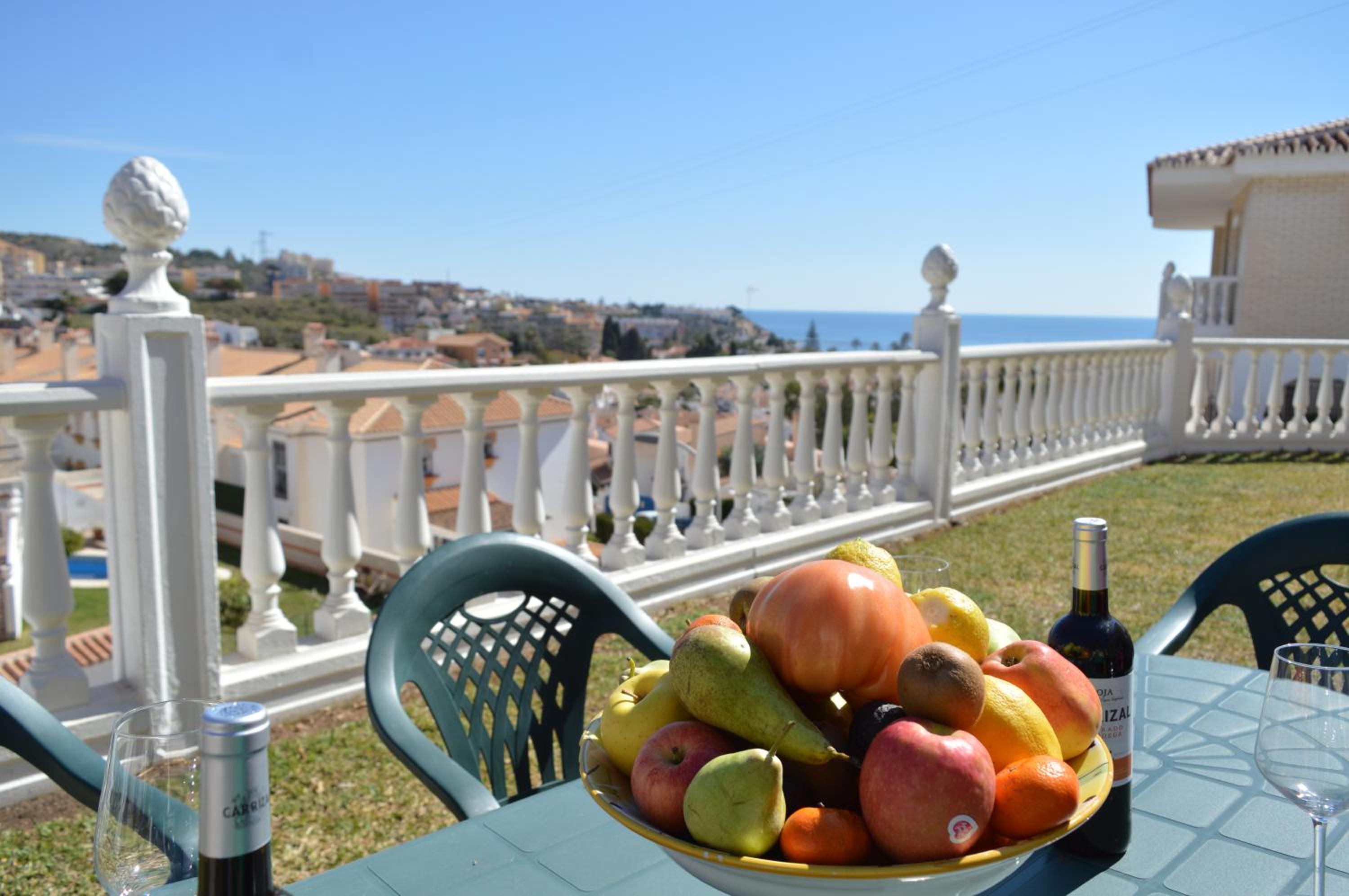 Villa Jacaranda Pool & Sea at Cala del Moral view 3