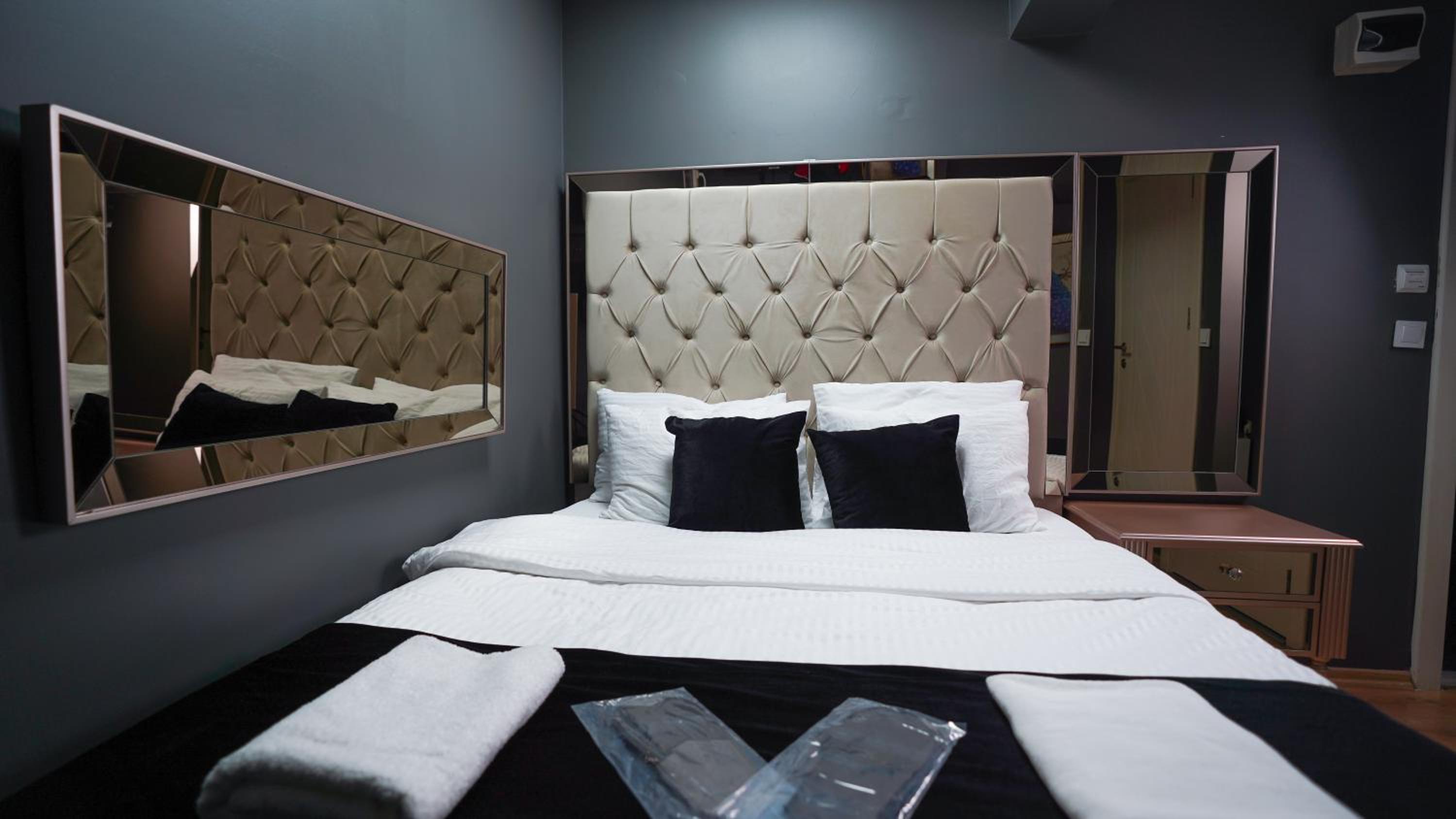 Lukka Suit Otel - Image 100