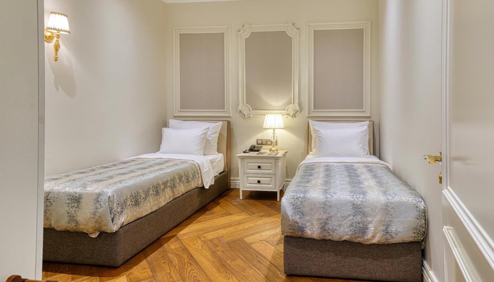 Dekalb Otel - Image 86