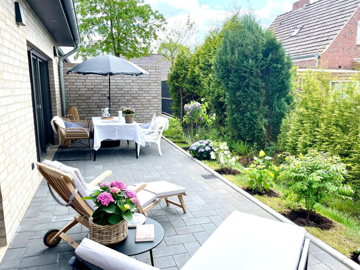 Freya Blue Ferienhaus view 2