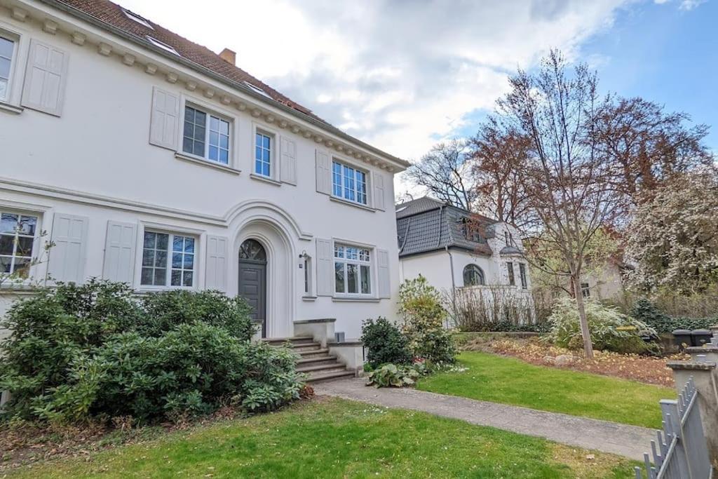 Stylisches Villa-Apartment in Schlossgartennähe