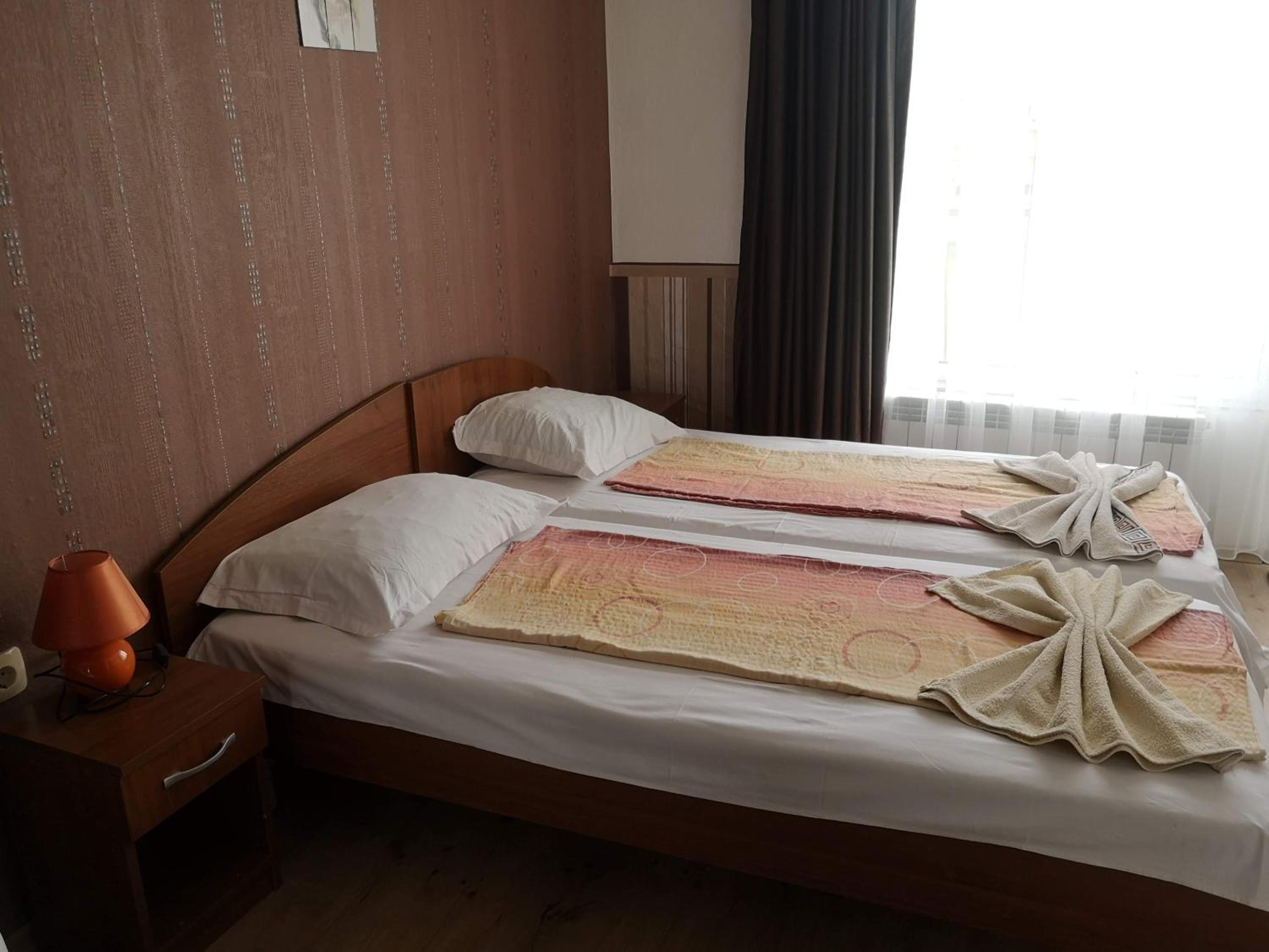 Rooms Zora