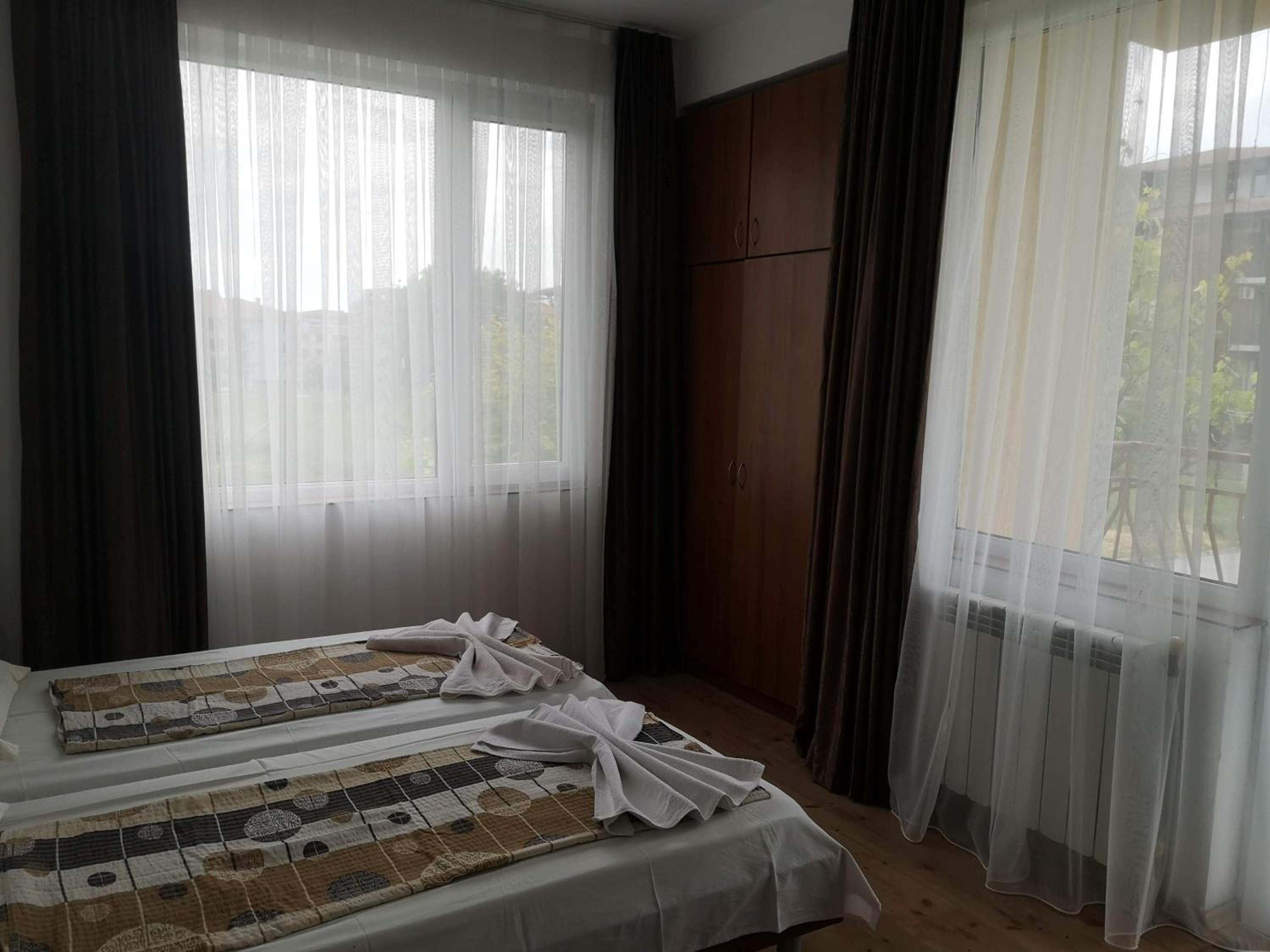 Rooms Zora