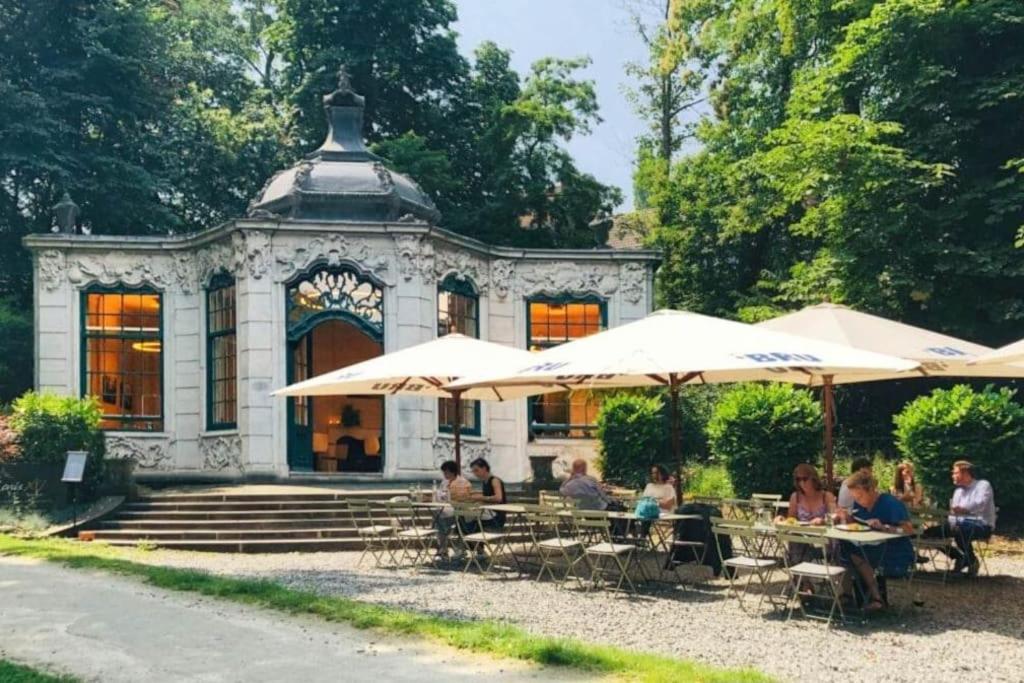 Chez la Baronne