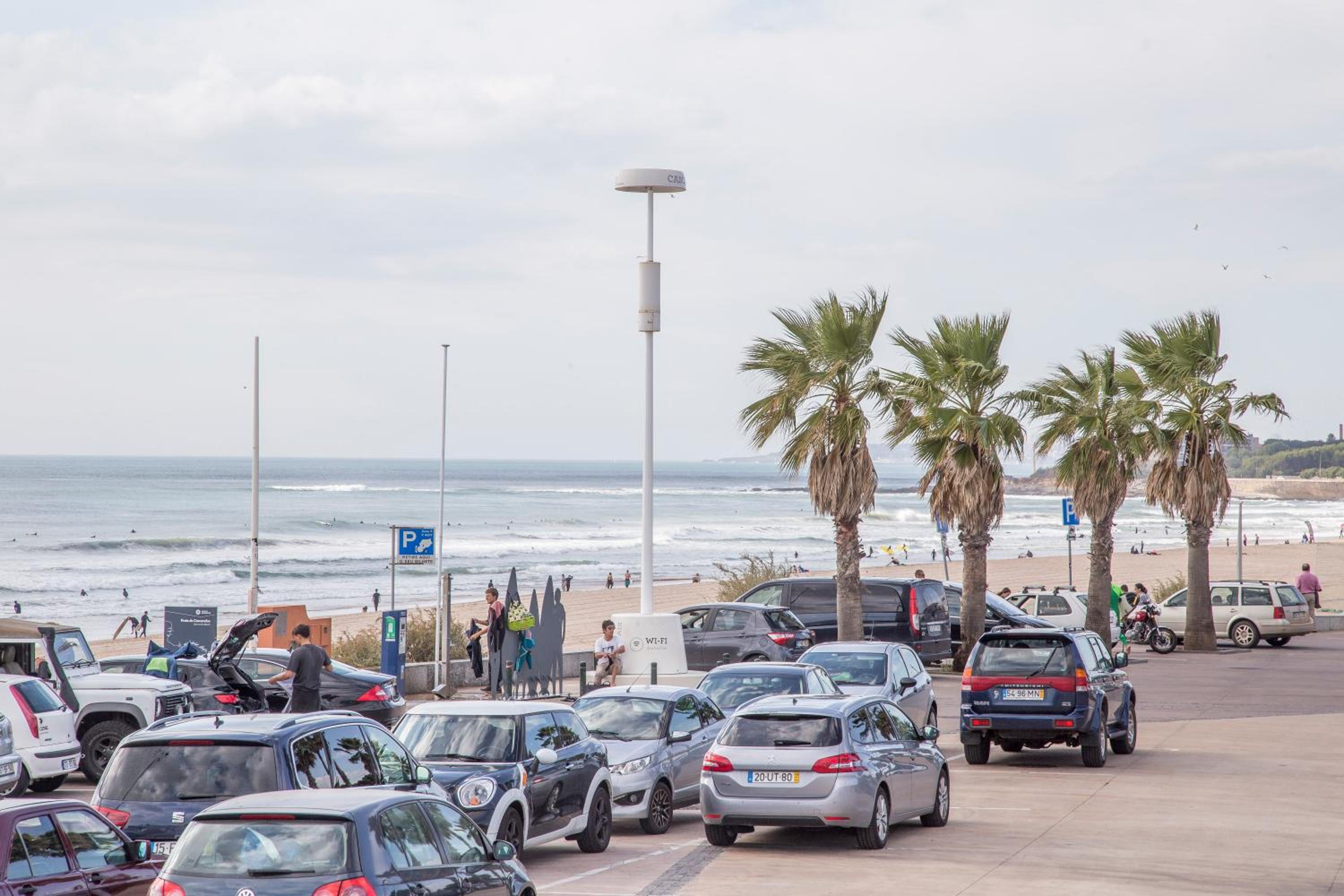 Ocean View Balcony Carcavelos Beach 2-min Walk, AC view 3
