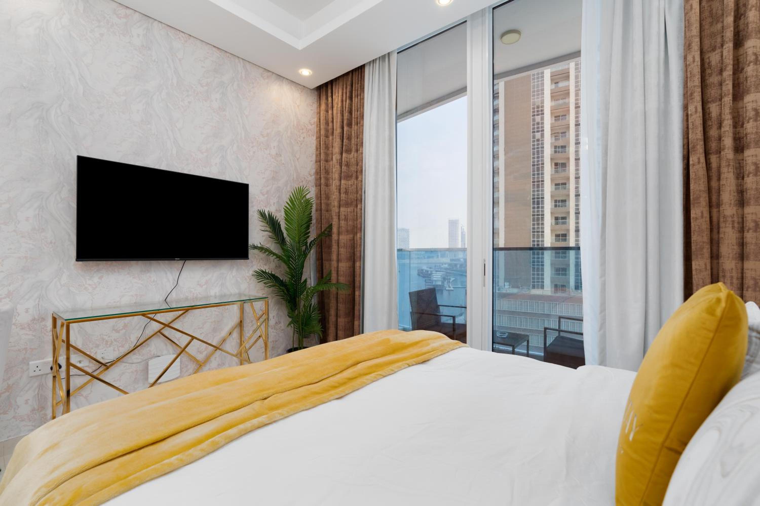 GlobalStay Business Bay Waves Tower Apartments Dubai