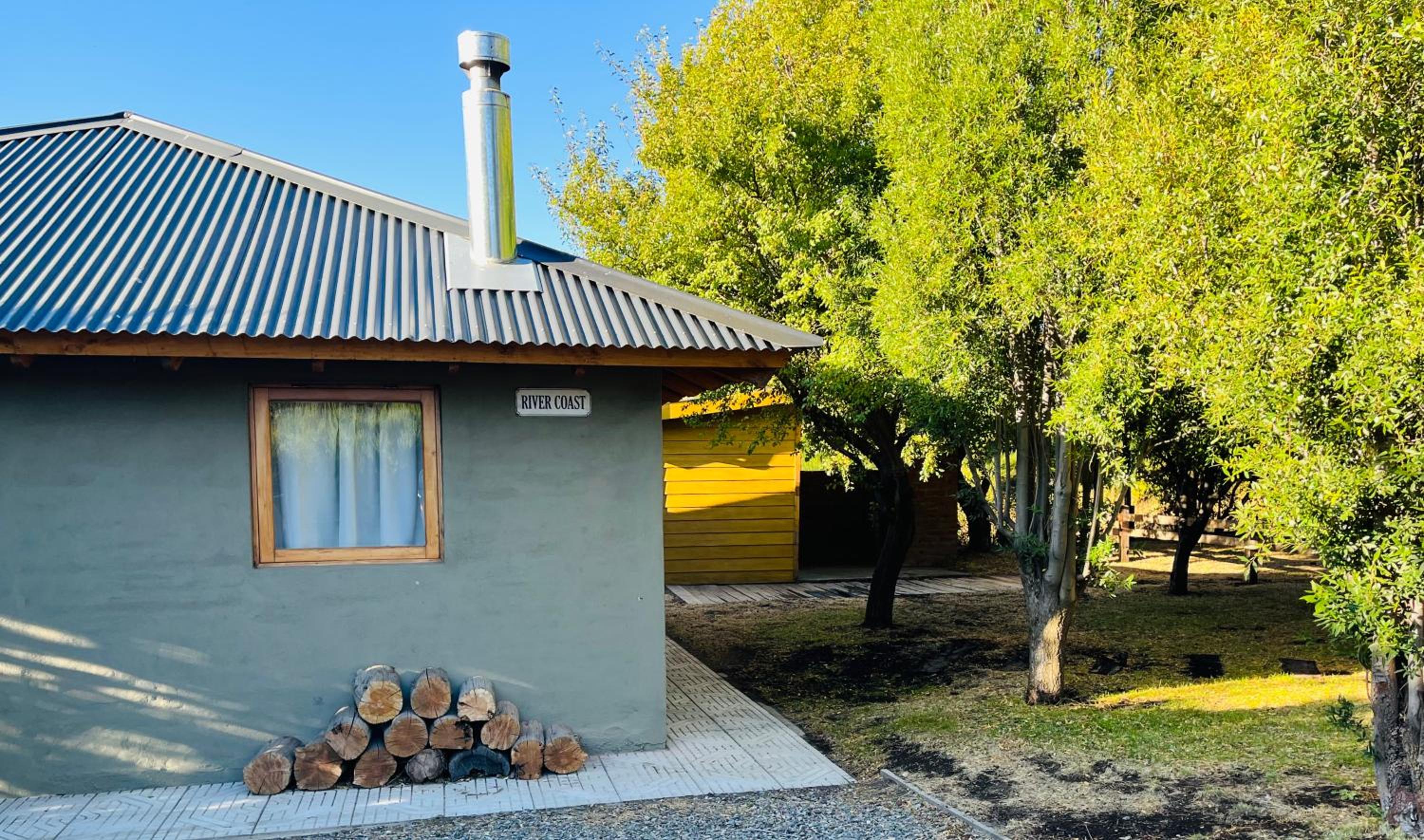 Fly Fishing Cabin, River Coast.