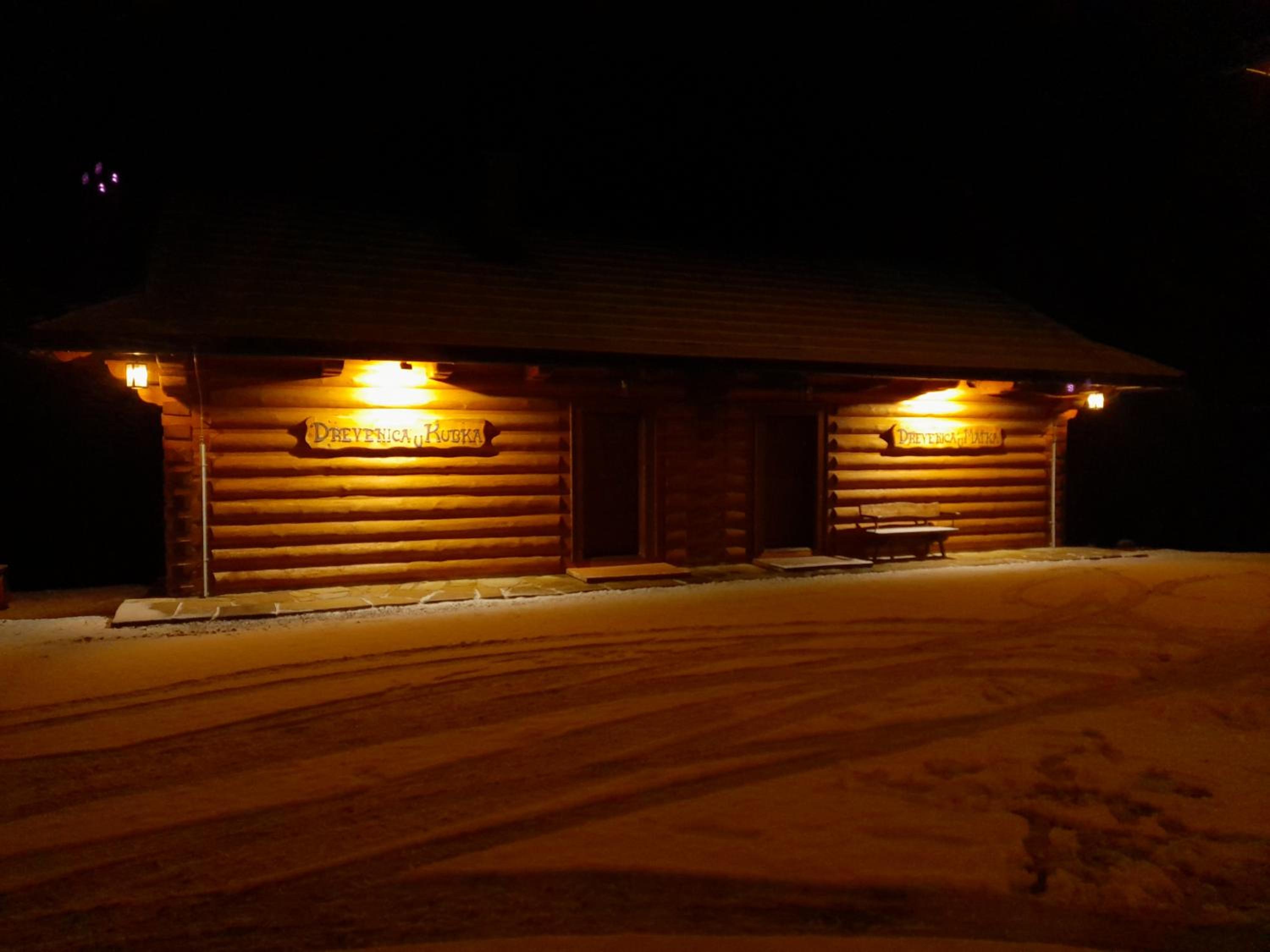 Photo 12