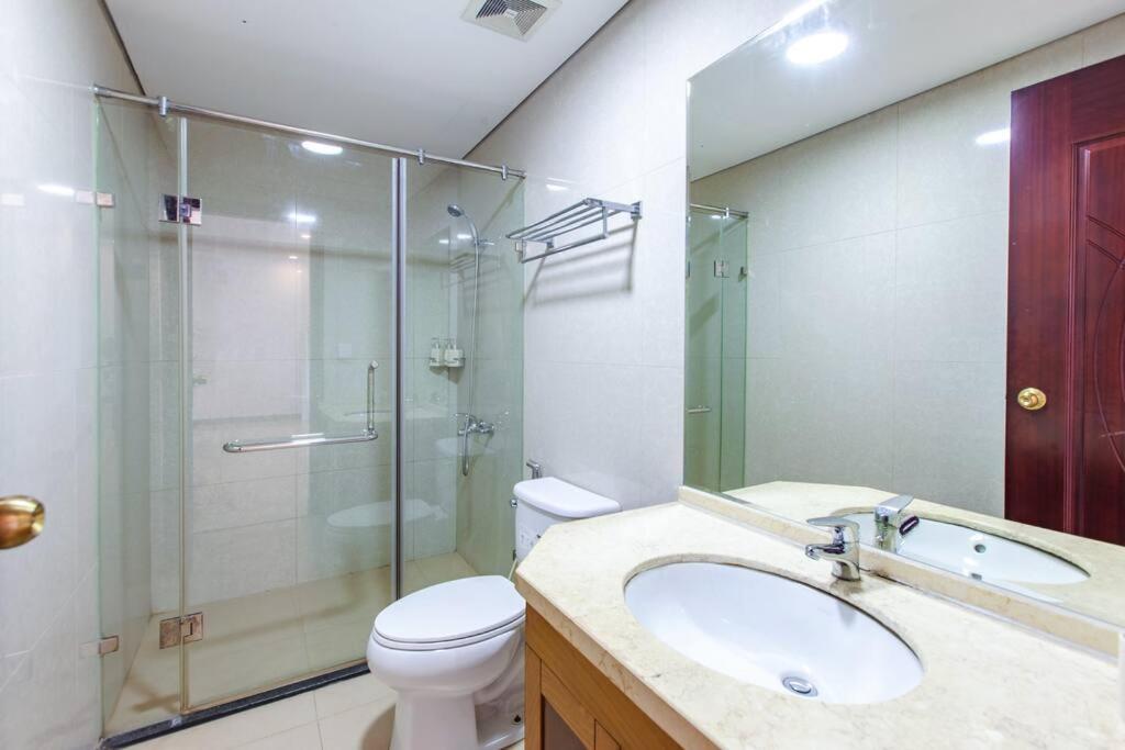 Chi's house - Vinhomes Royal city - 2BR