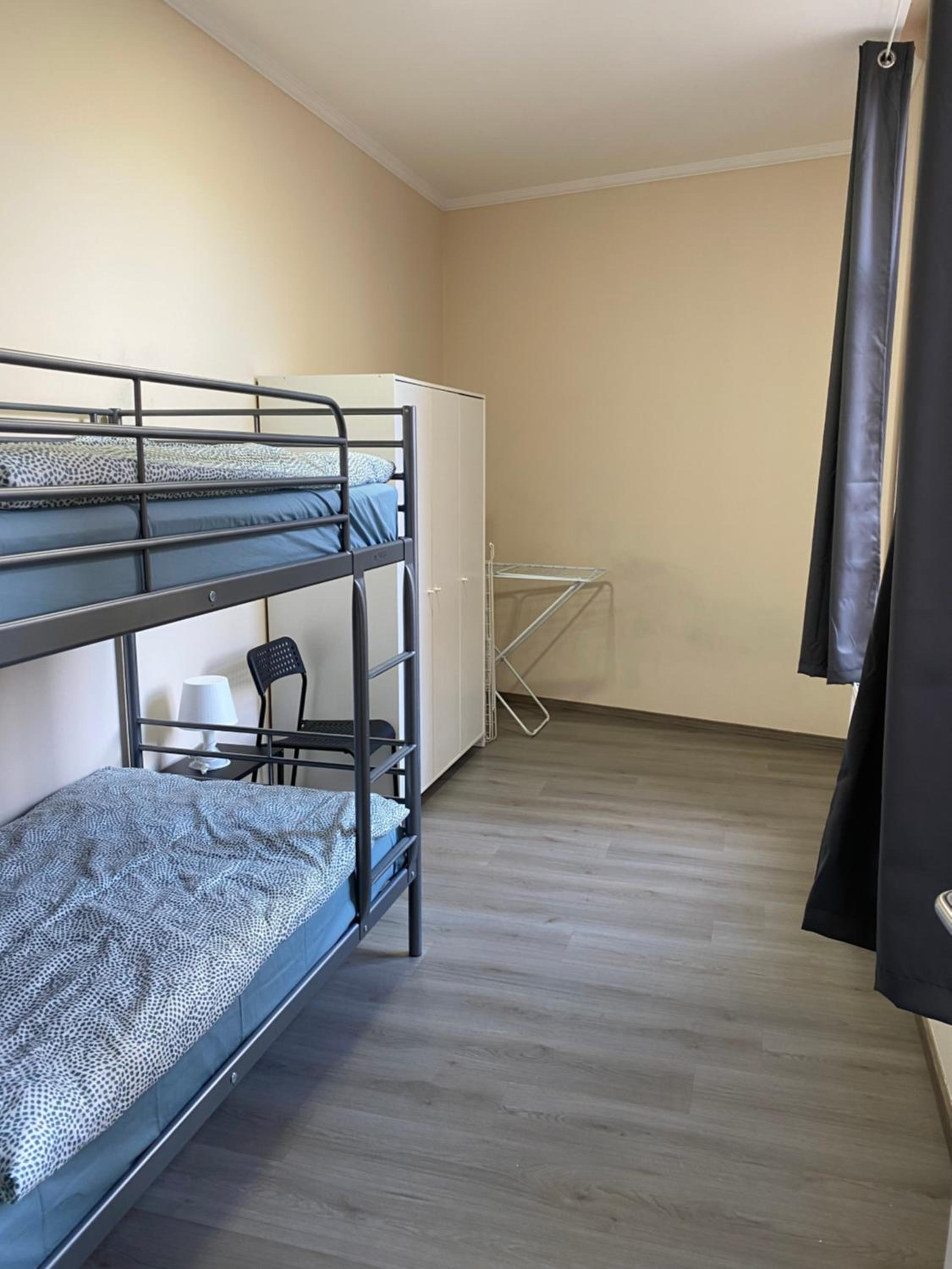 Apartments Plantin 3 sleeping rooms 2 bathrooms.