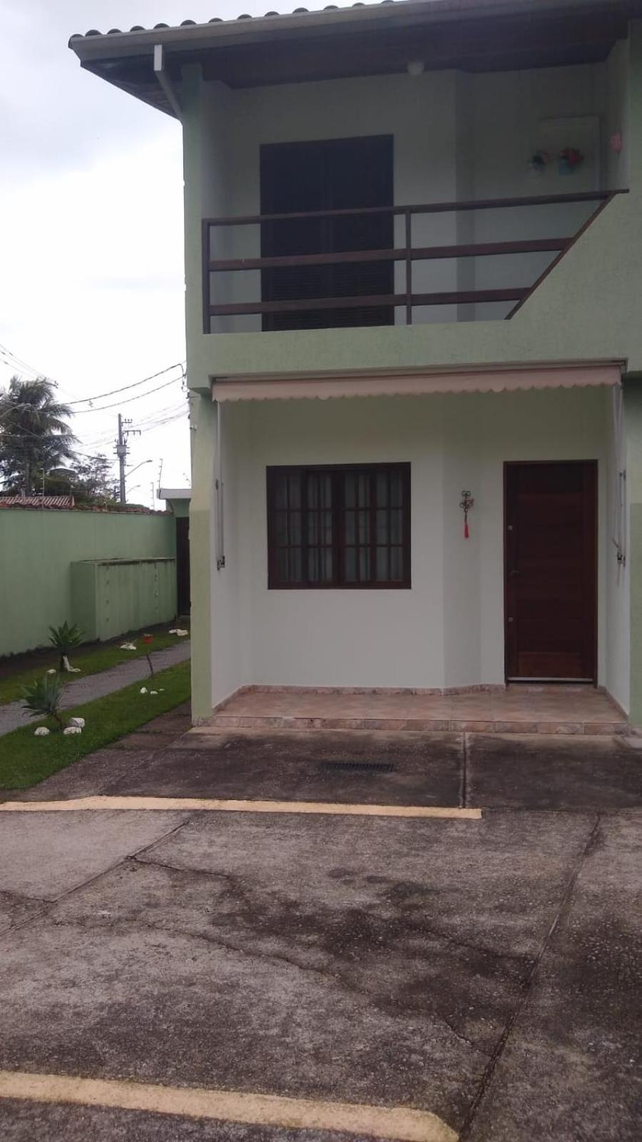 Casa em condomínio