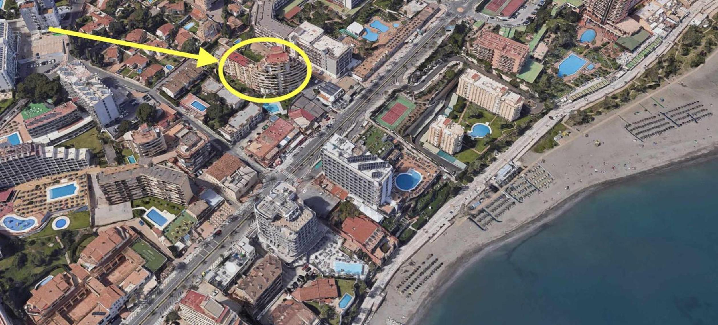 Apartamento con vistas al mar y al lado de todo.