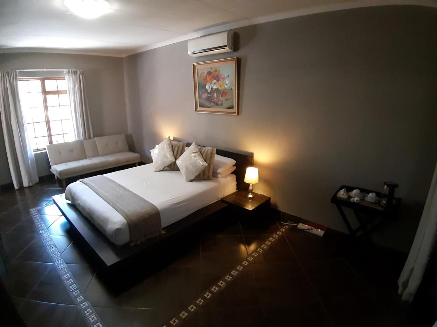 Tapologo Lodge
