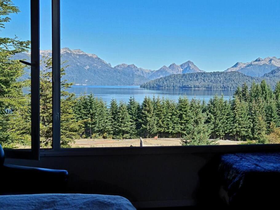 Puerto Esmeralda ESPECTACULAR DEPTO CON VISTA AL LAGO NAHUEL HUAPI