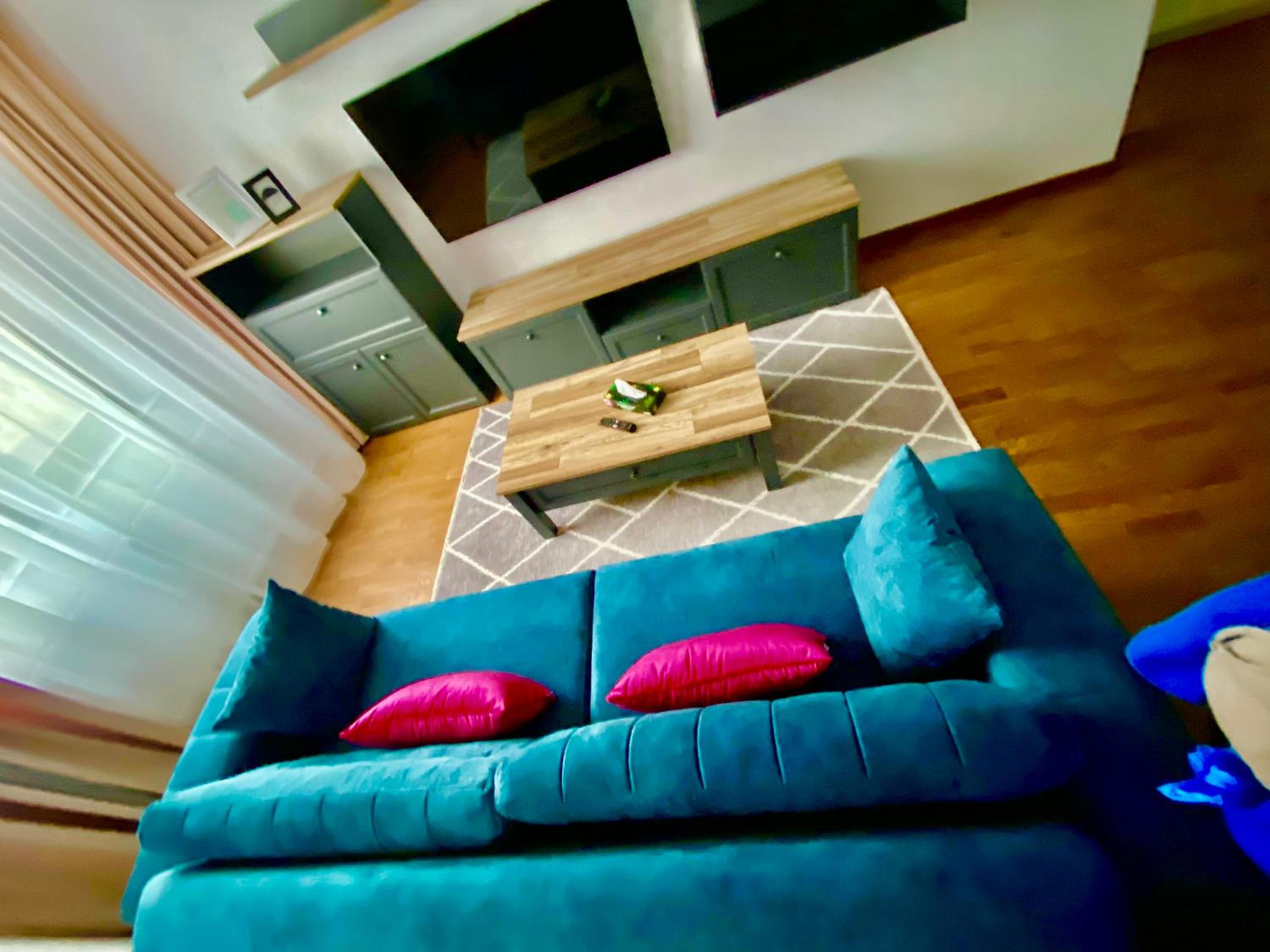 Lazar Loft