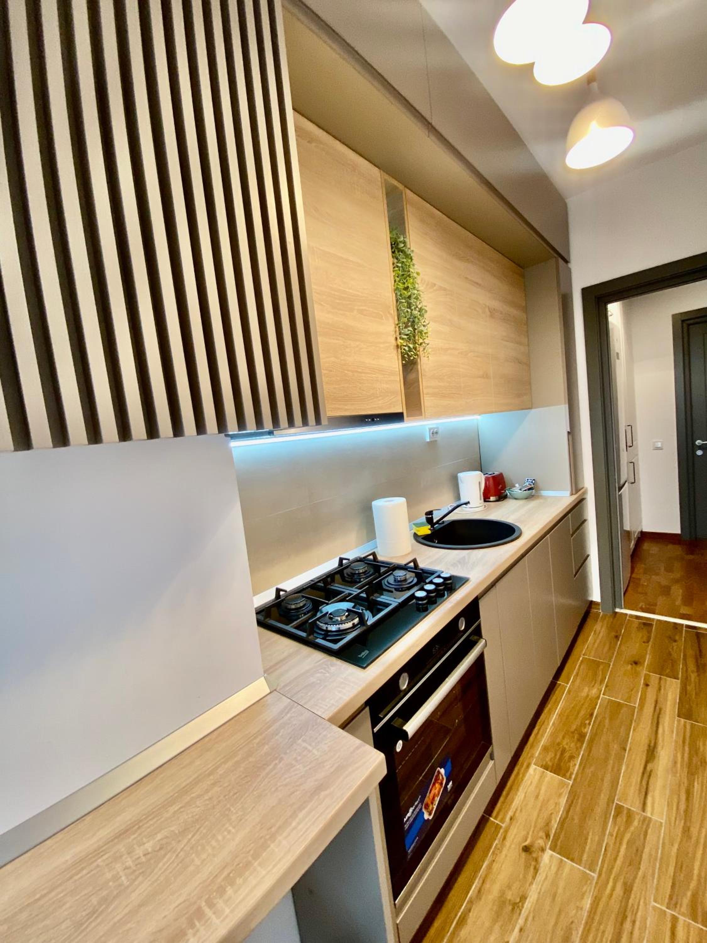 Lazar Loft