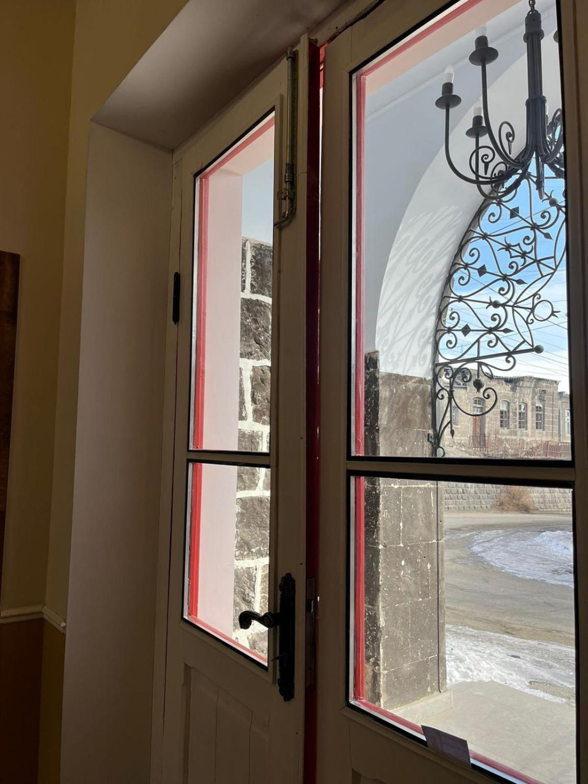 Nur Guest House