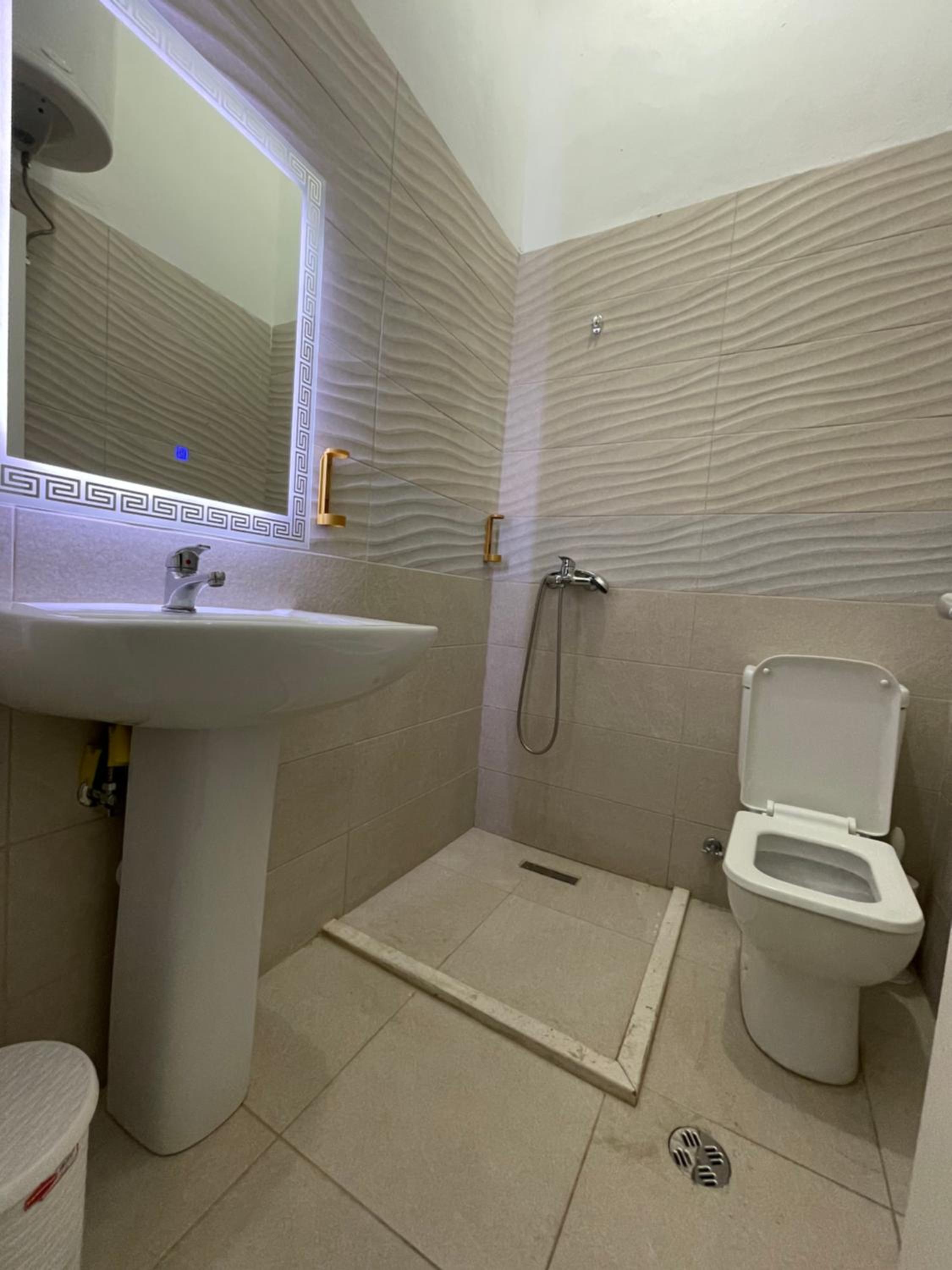 Westwood 2Bd Apartments