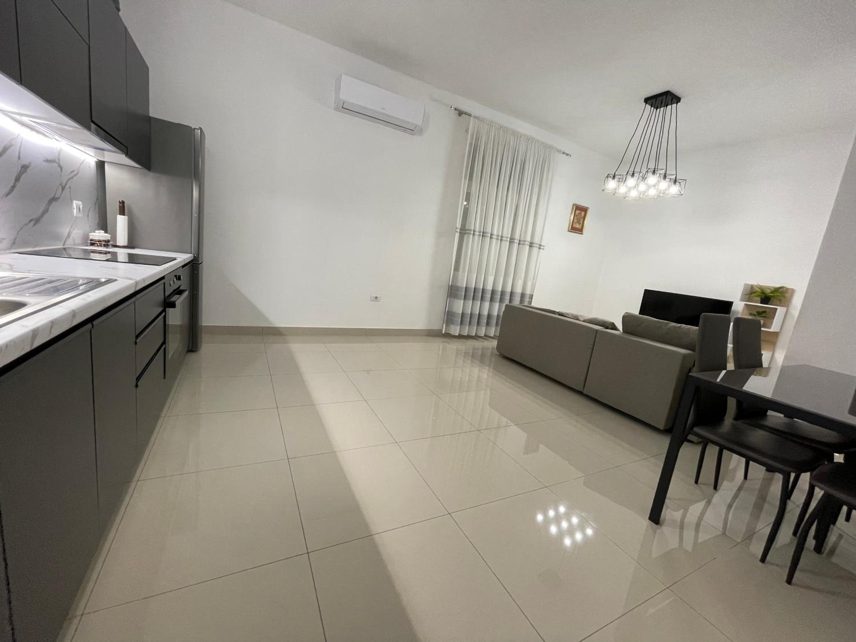 Westwood 2Bd Apartments