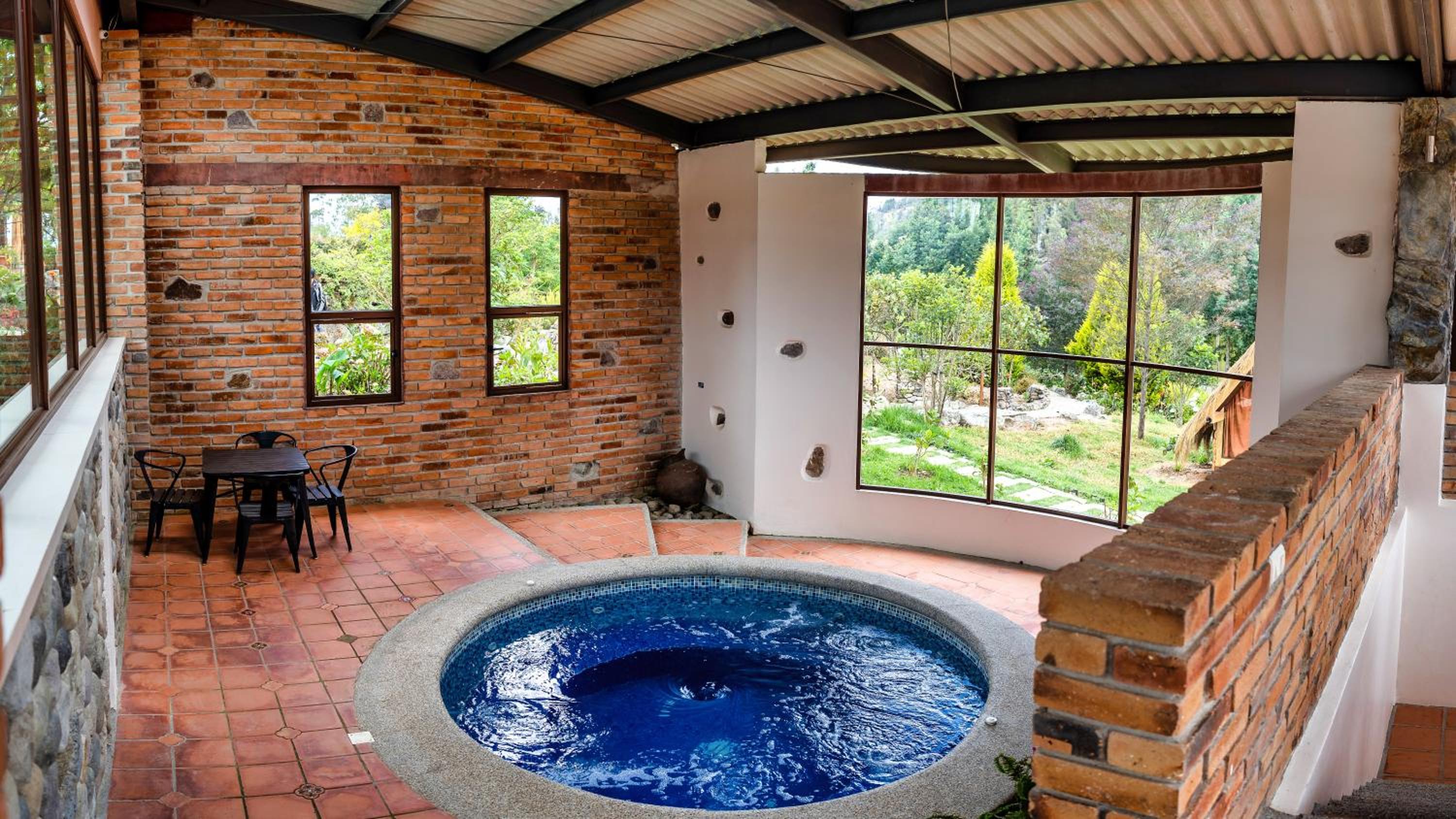Jacuzzi