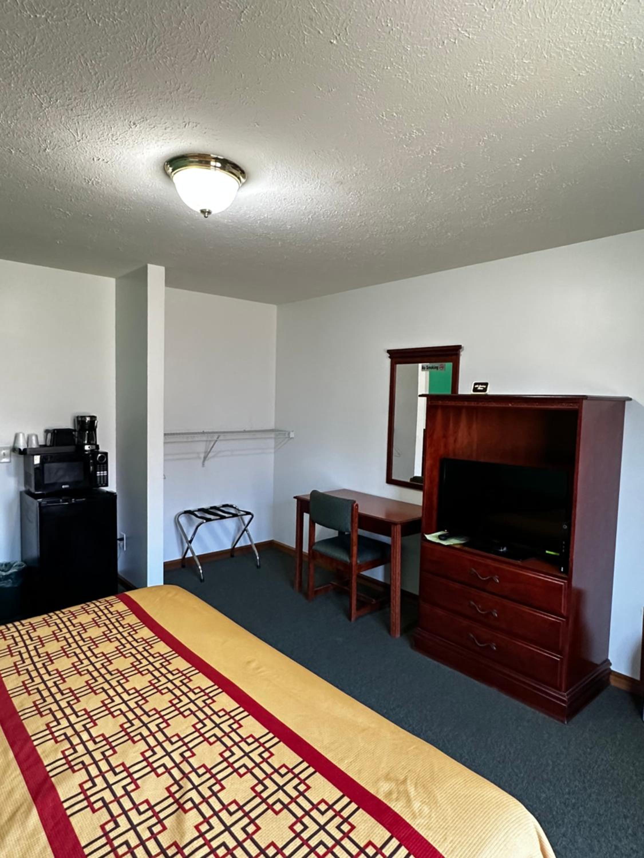 Danville Vacations - Attica Inn - Property Image 3