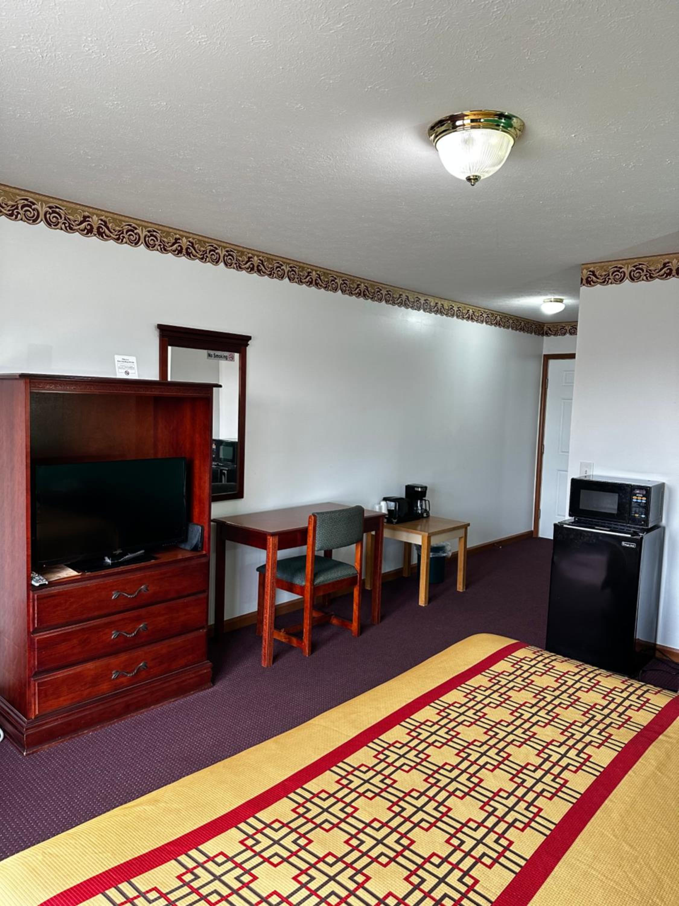 Attica Inn - Property Image 64