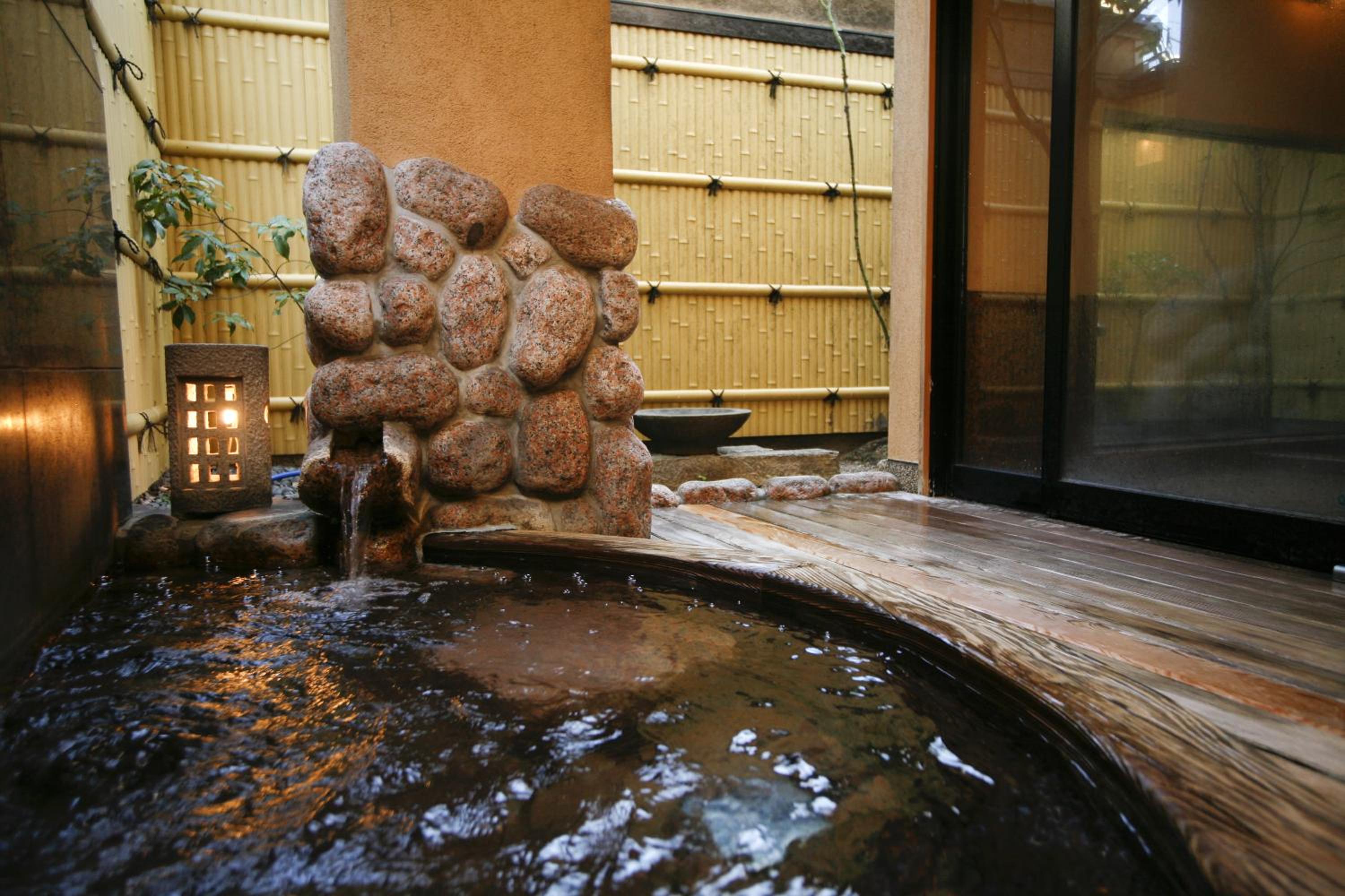 Sennennoyu Gonzaemon