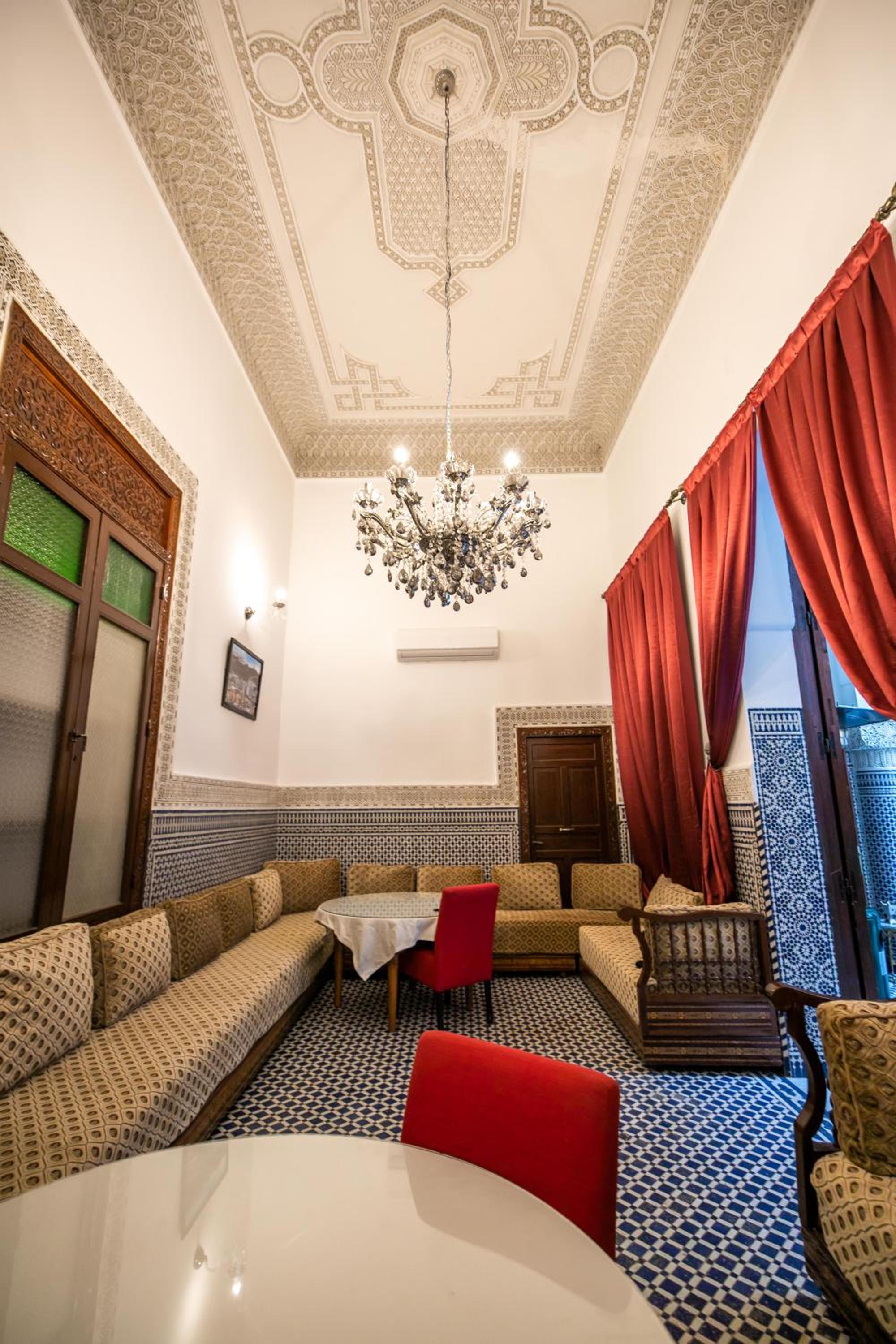 lounge