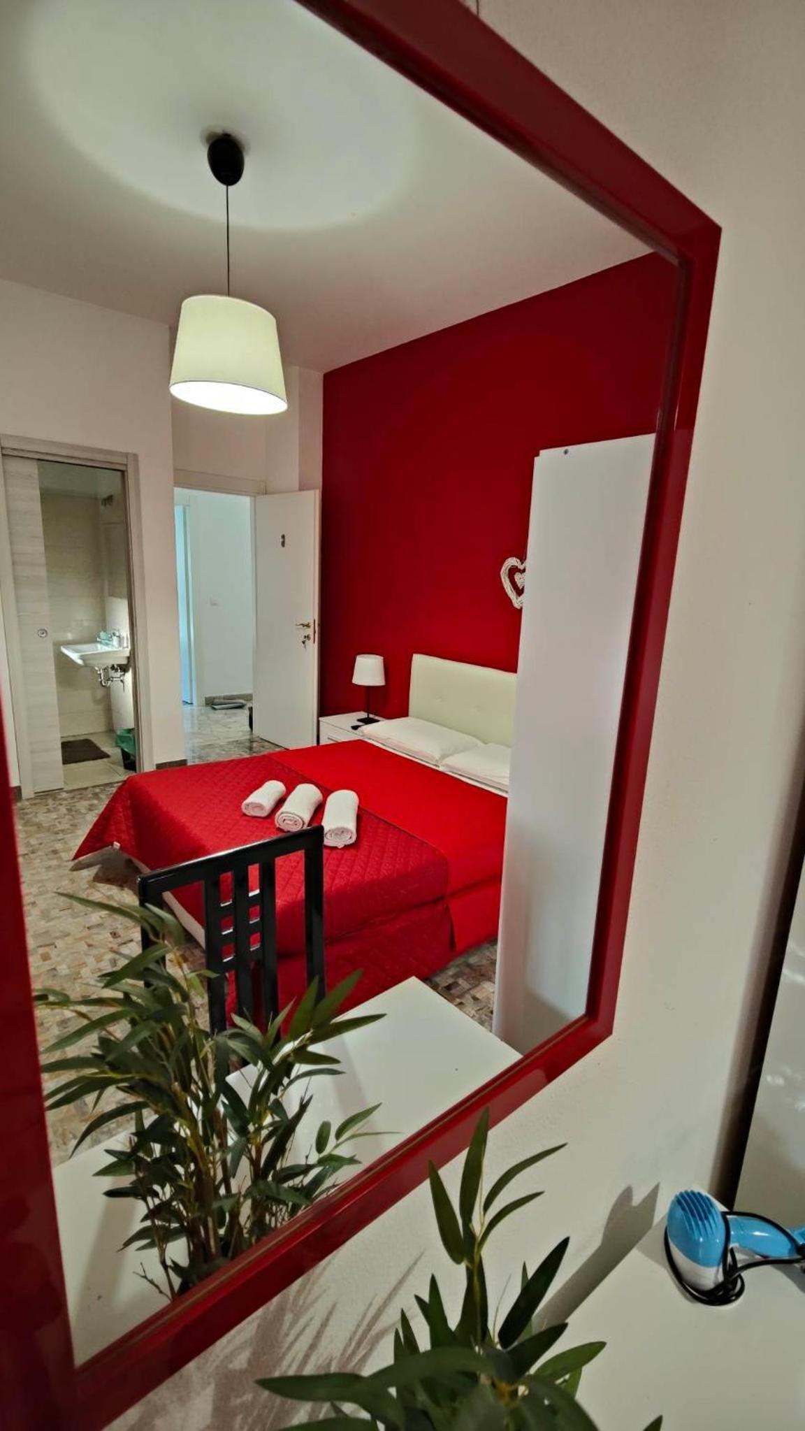 Etnea Glamour House