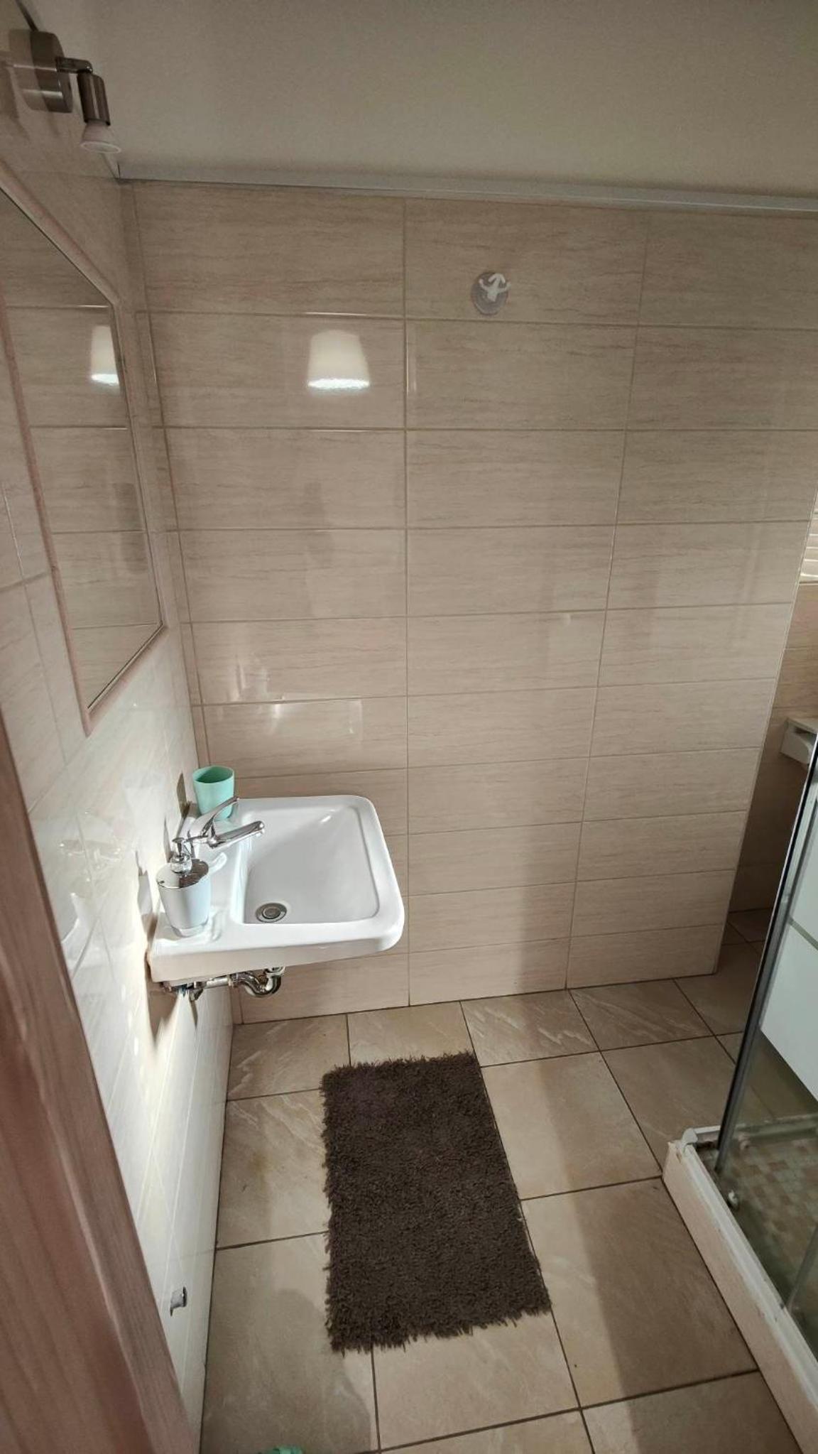 Etnea Glamour House