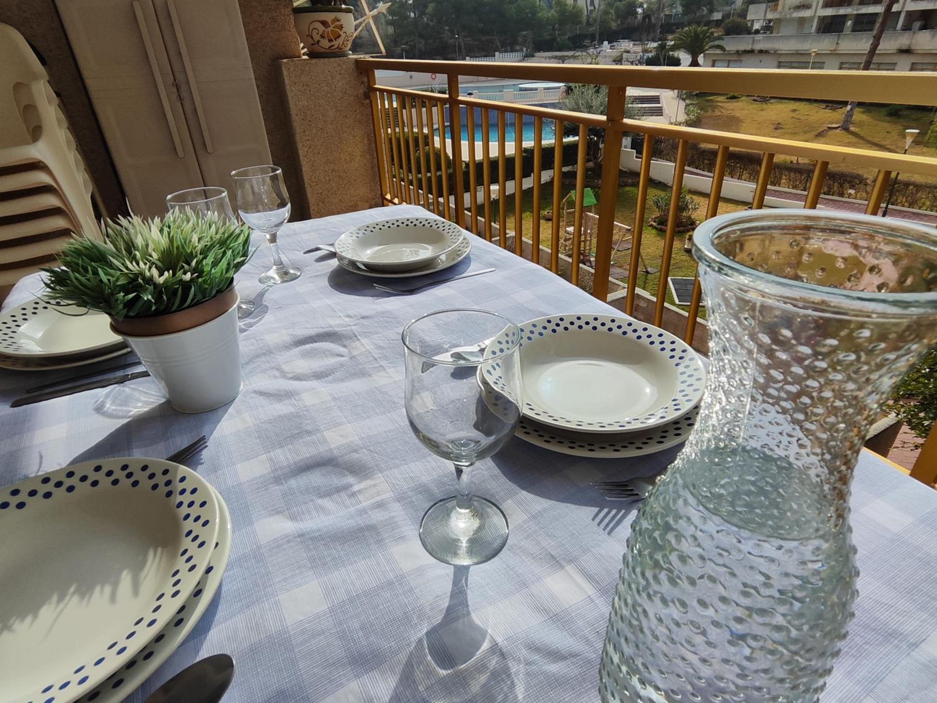 Luminoso apartamento en SALOU con TERRAZA y PARQUE INFANTIL IDEAL FAMILIAS