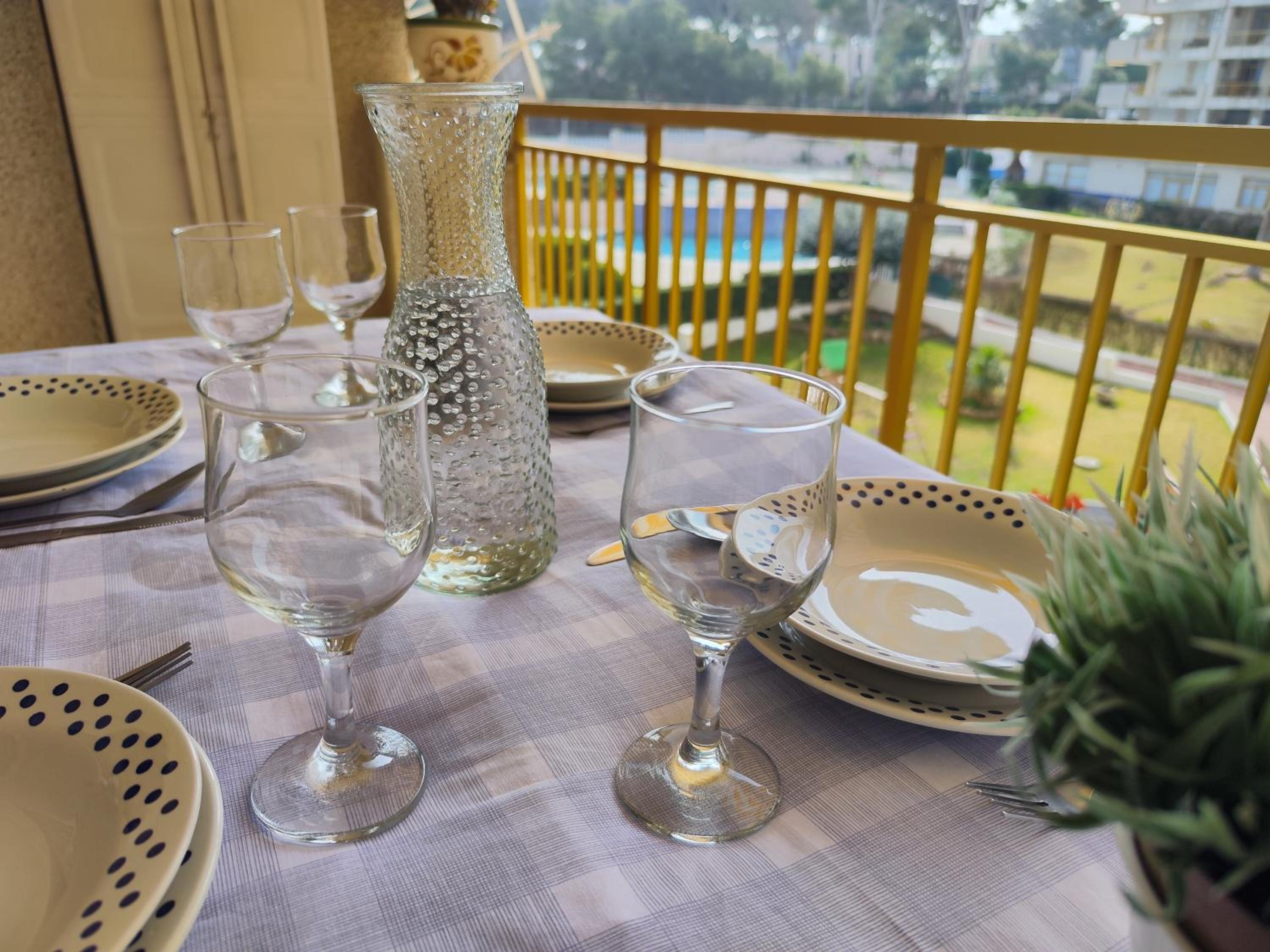 Luminoso apartamento en SALOU con TERRAZA y PARQUE INFANTIL IDEAL FAMILIAS