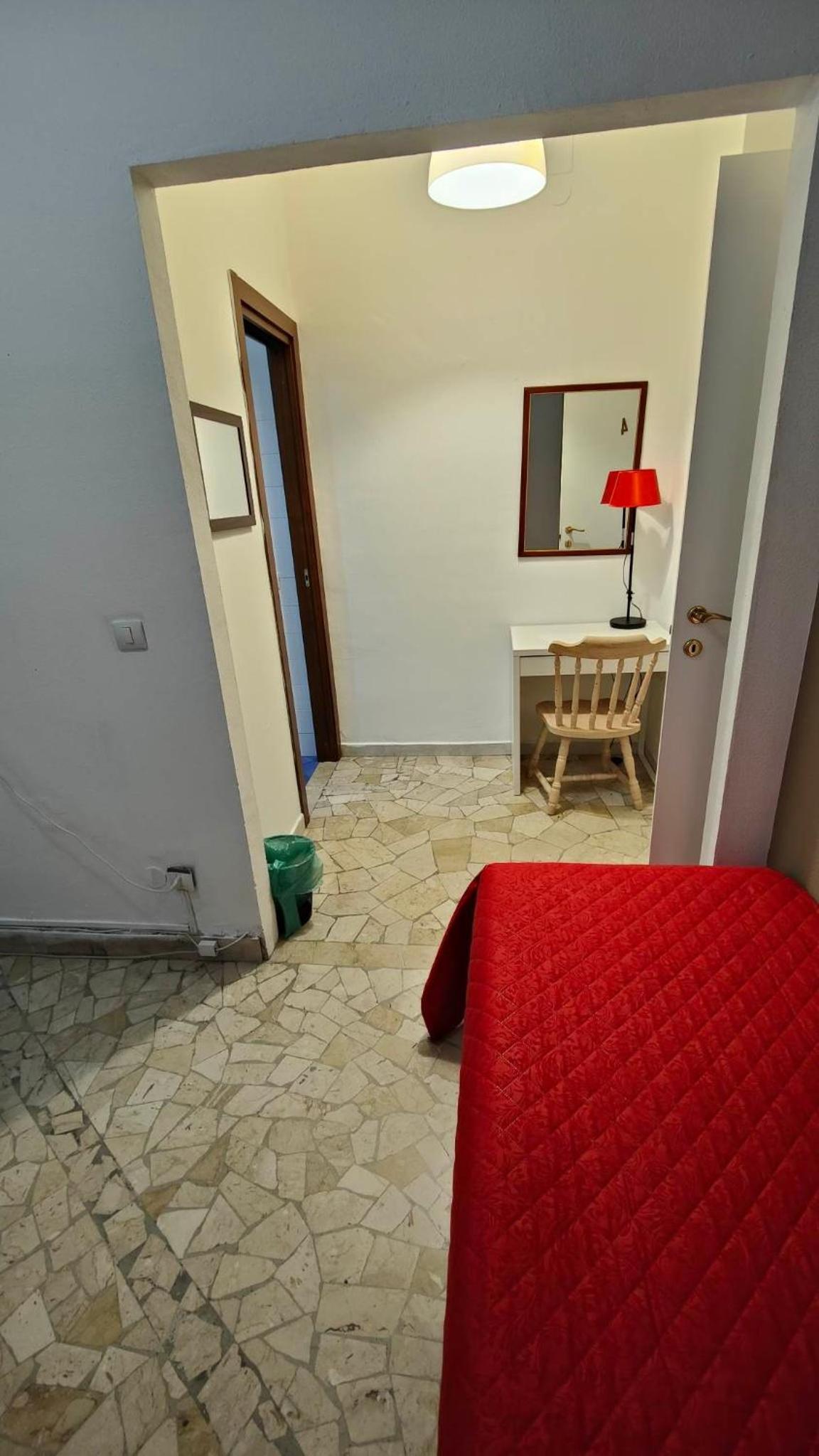 Etnea Glamour House