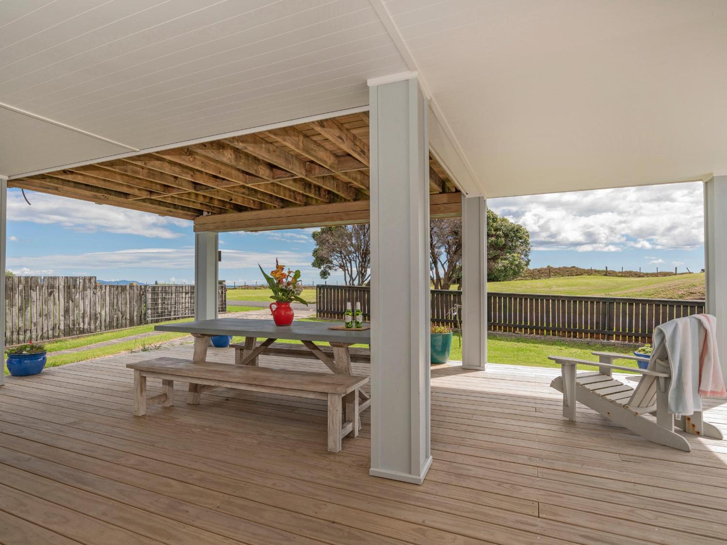 The Beach House - Kuaotunu Holiday Unit view 2