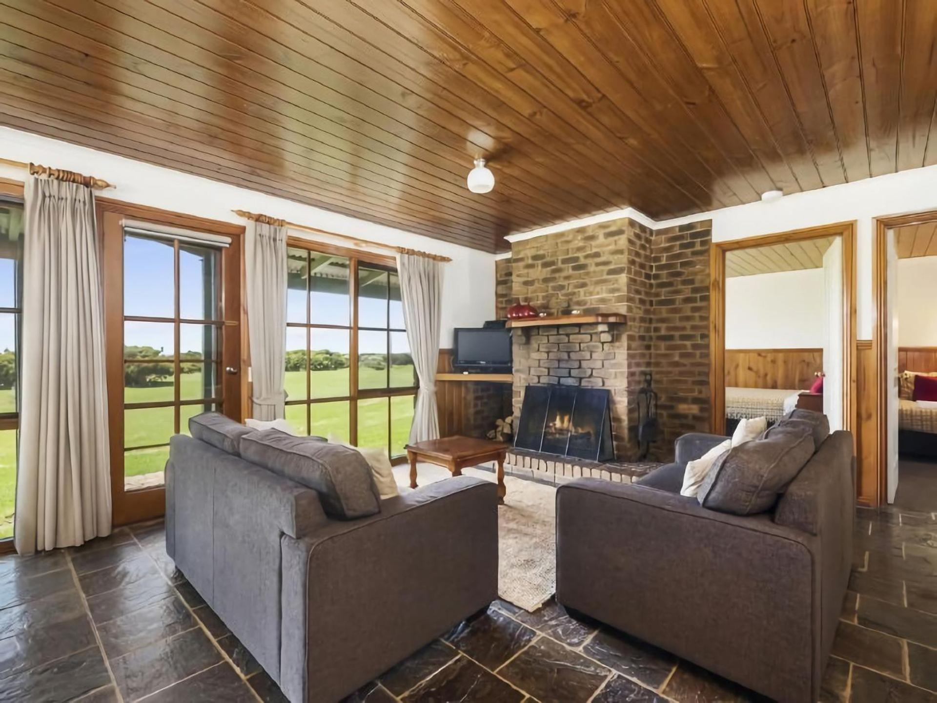 Triplet Cottage #8