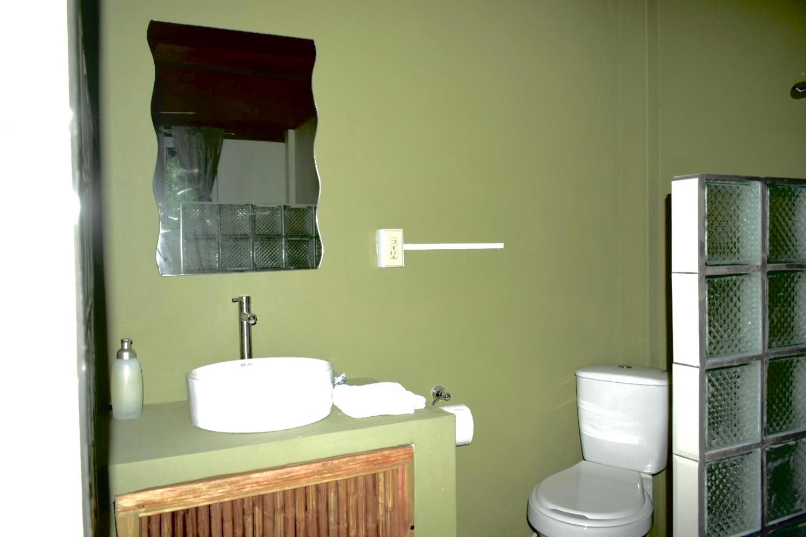La Qhia Eco Retreat
