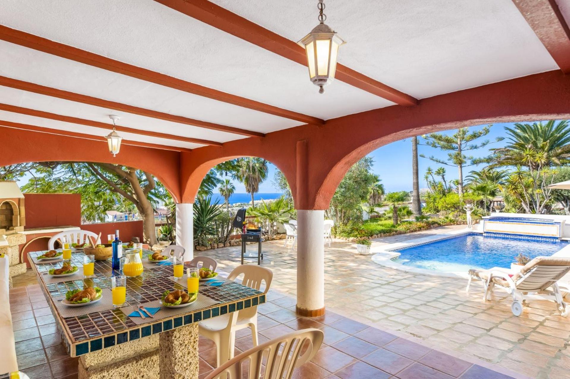 Villa Oleada by Villa Plus