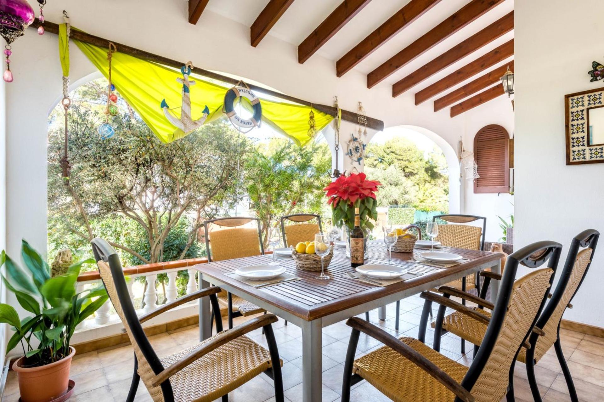 Villa Tamyan by Villa Plus
