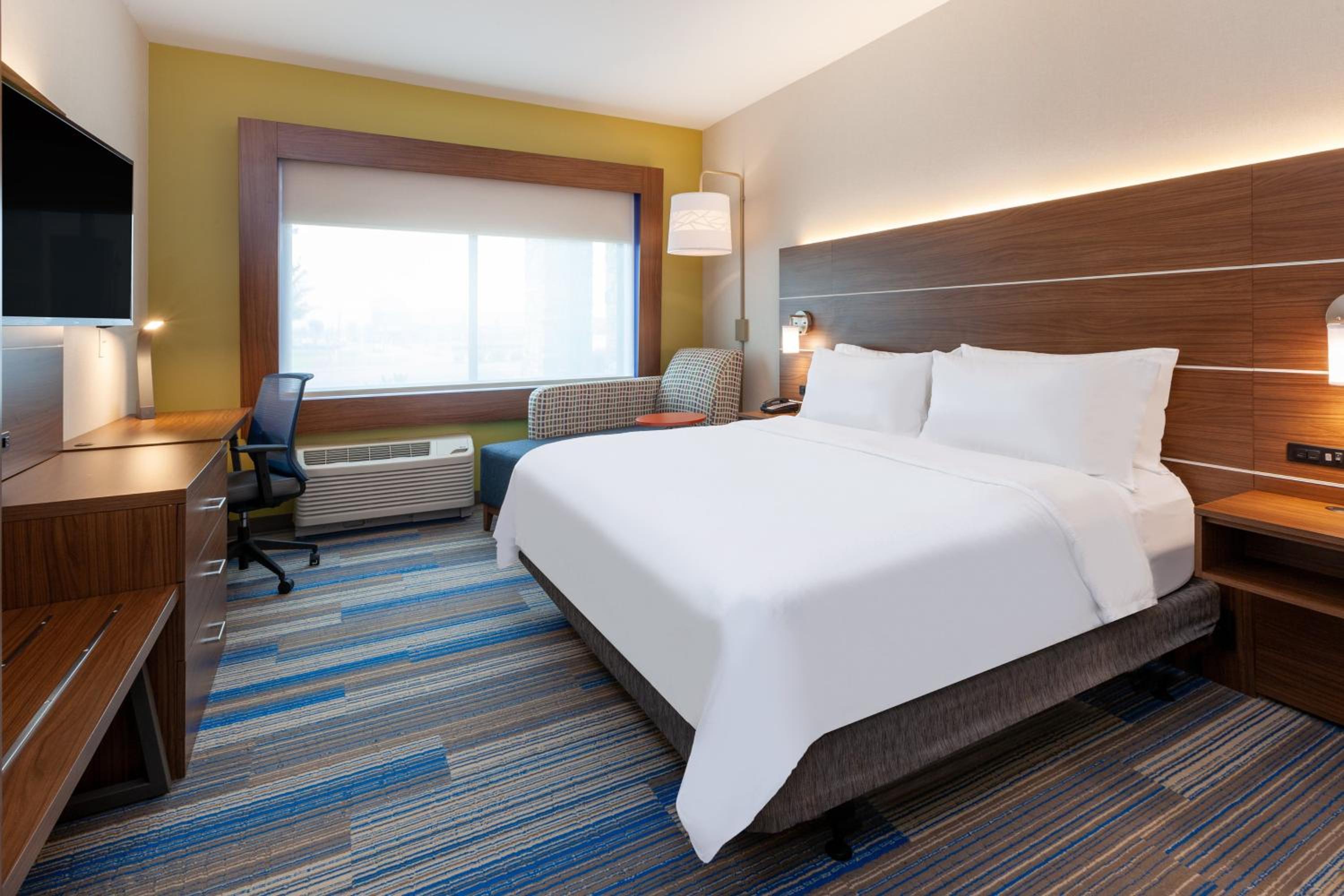 Brunswick Vacations - Holiday Inn Express Suites Brunswick-Harpers Ferry Area, an IHG Hotel - Property Image 44