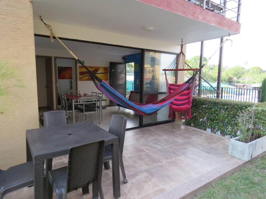 Alojamiento con piscina en el eje cafetero