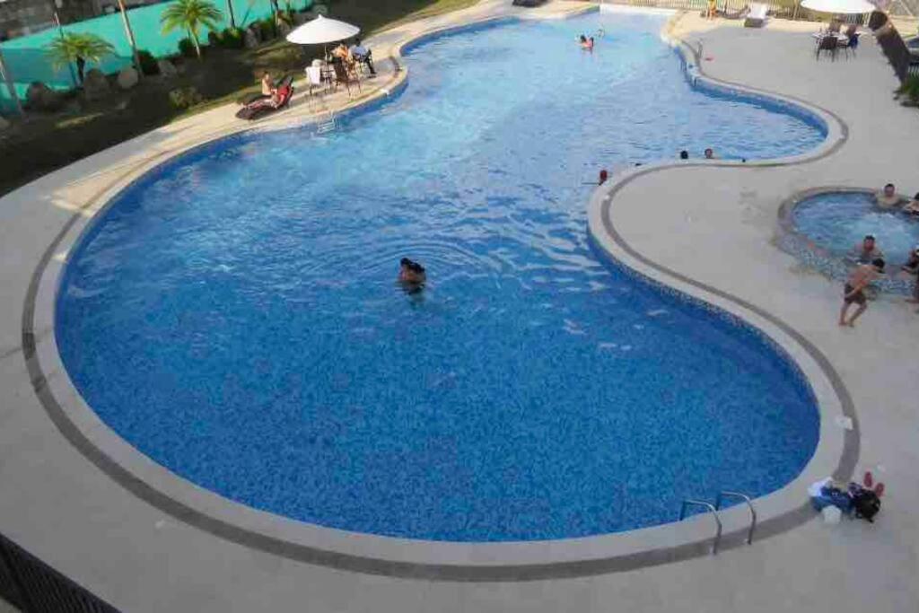 Alojamiento con piscina en el eje cafetero