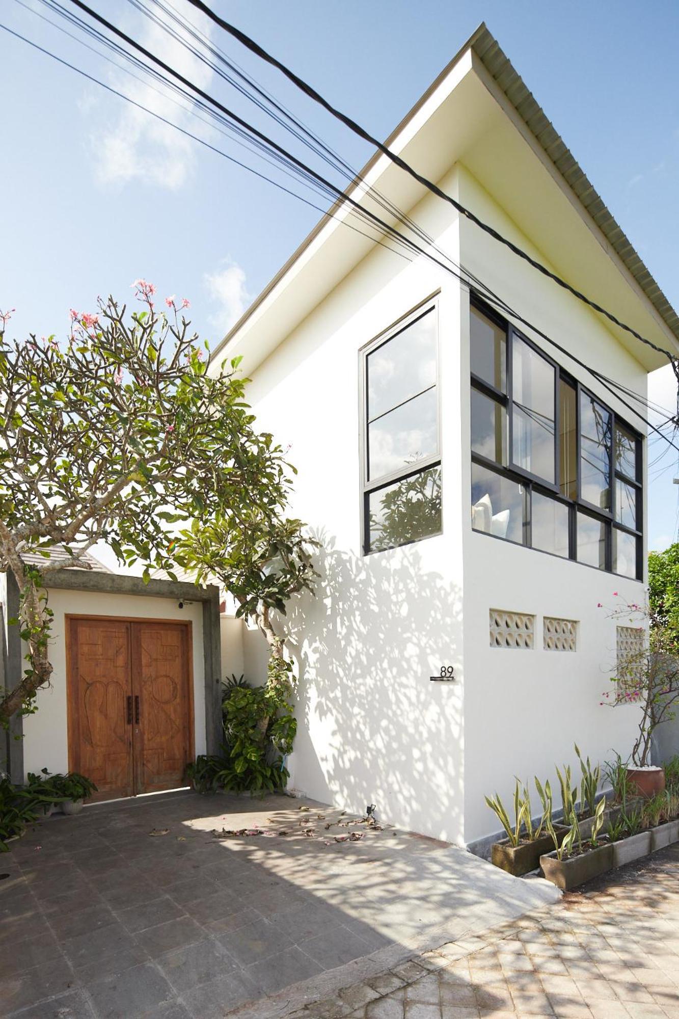 MASARA Villa - 5Min to Canggu - 2Min to Shops & Restaurants view 4