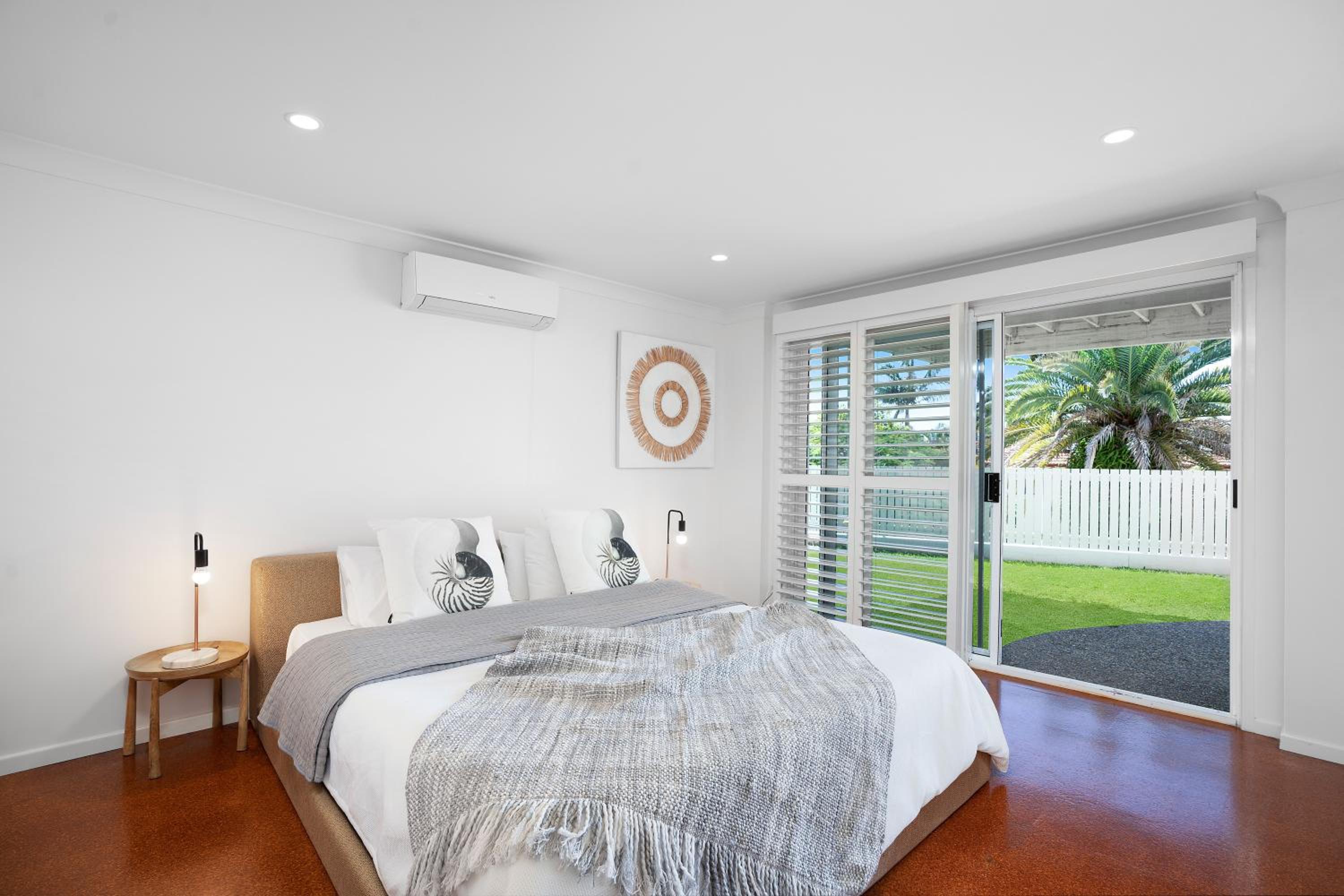 The White House - Spectacular Ocean Views, WiFi, Central Coolum