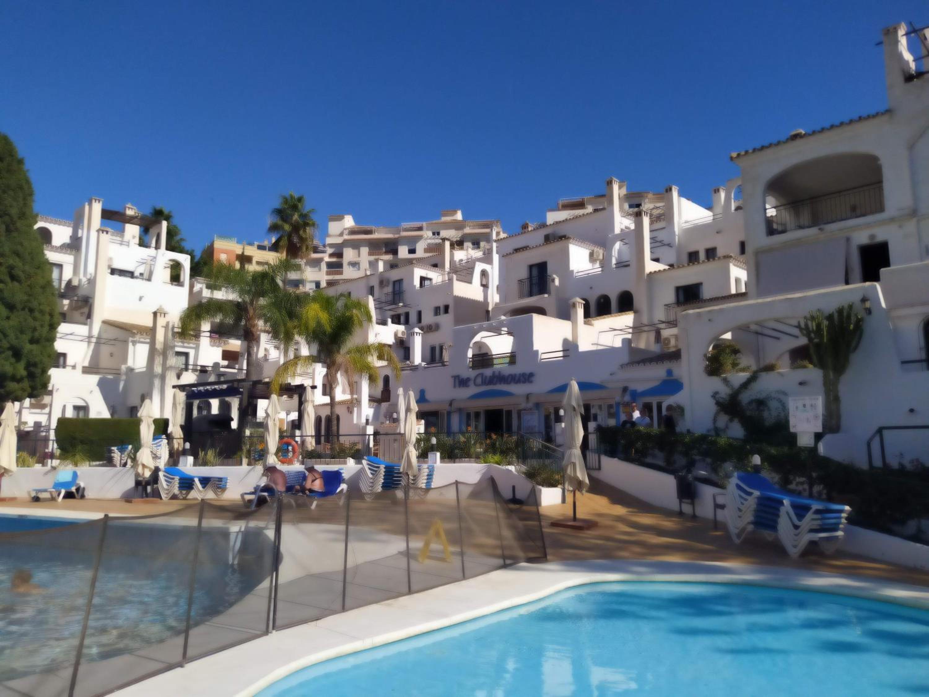 Pueblo Evita Benalmadena appartement près de la plage avec piscine