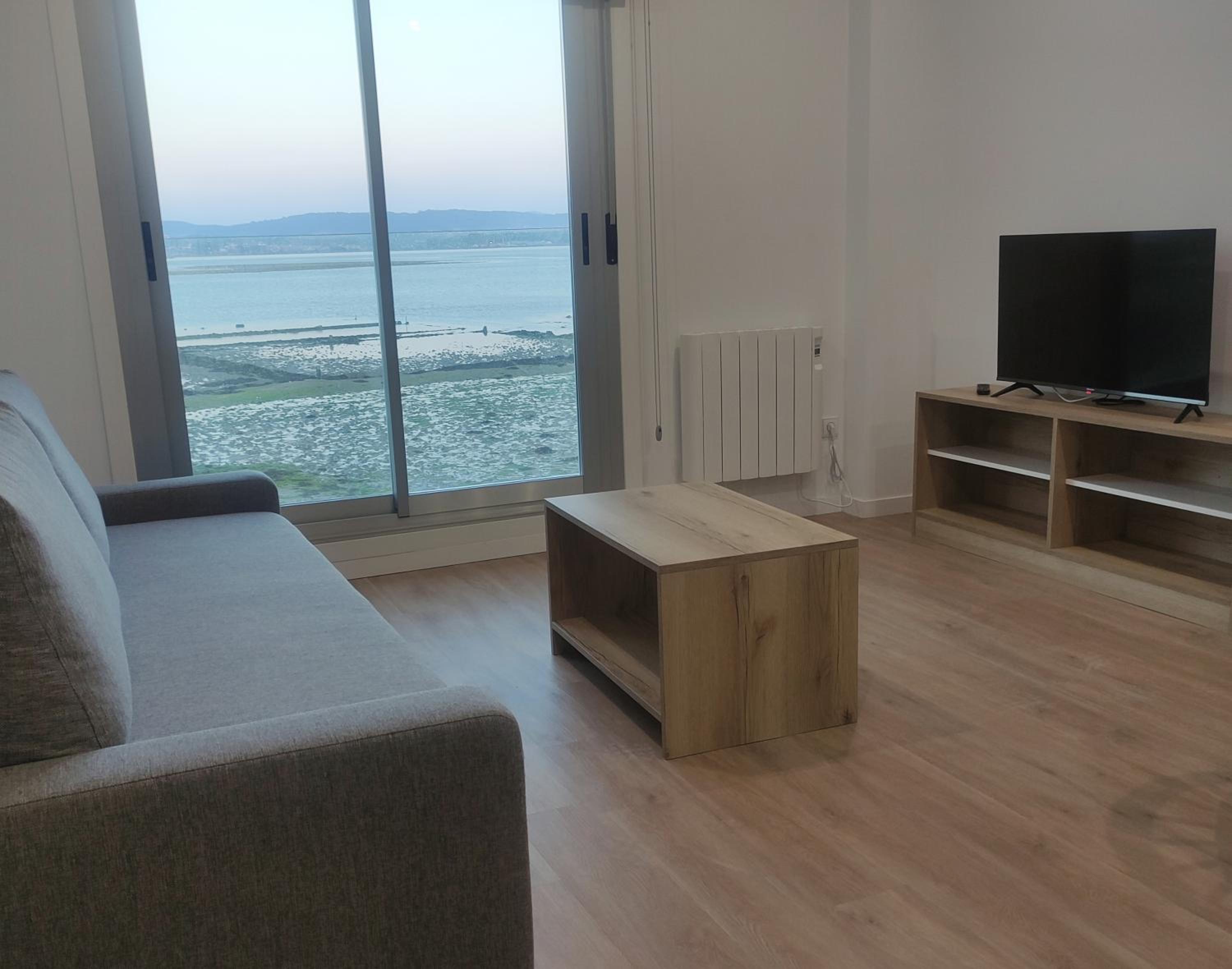 Apartamentos O Grove Awa Bay